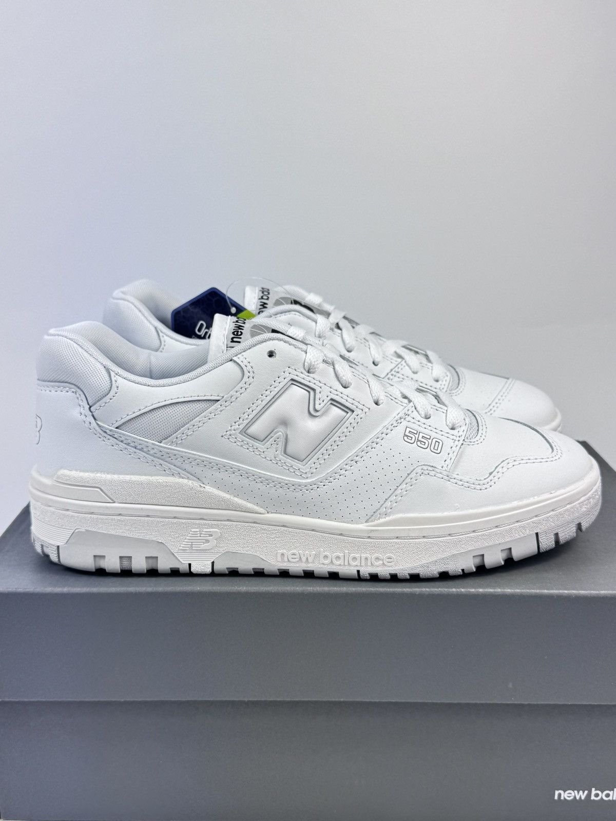 New Balance NEW BALANCE 550 SNEAKERS Size US 8 / EU 41 - 1 Thumbnail
