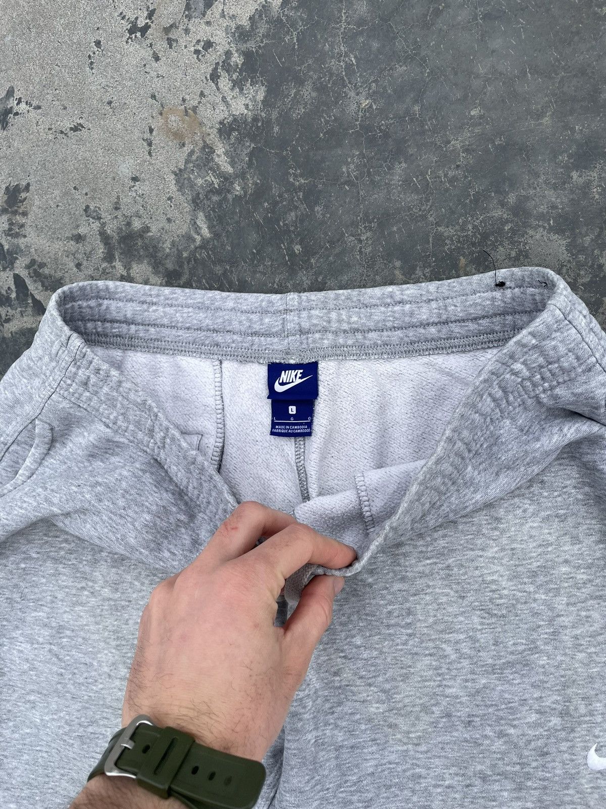 Nike Vintage Nike Grey Y2k Fleece Pants Joggers Streetwear Sk8 Size US 33 - 5 Thumbnail