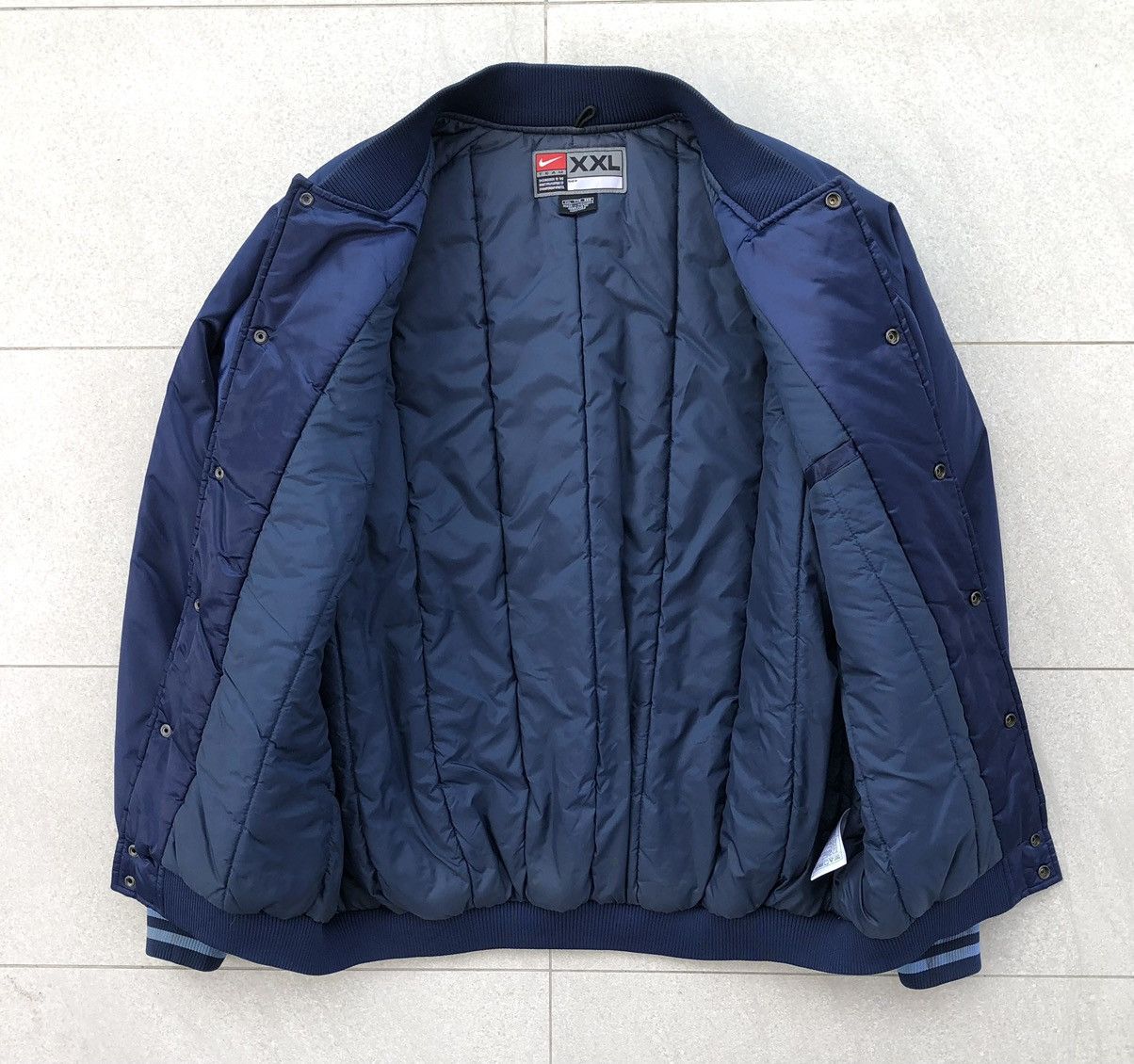 Nike Vintage Nike North Carolina UNC Tar Heels Bomber Jacket Size US XXL / EU 58 / 5 - 7 Thumbnail