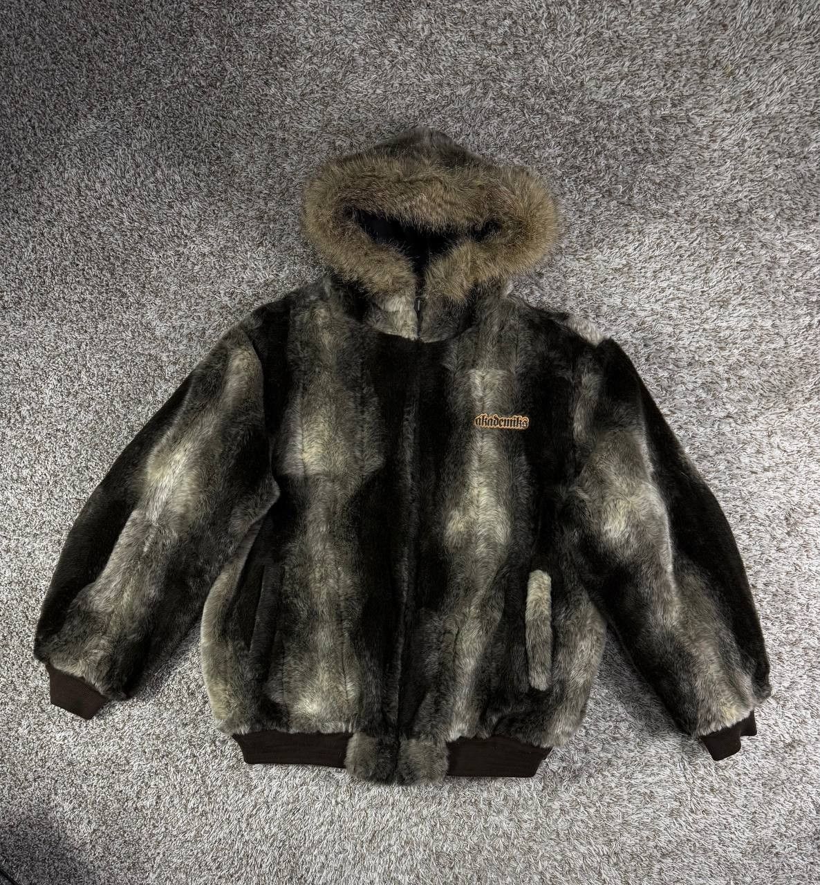Akademiks Rare Y2K Akademiks Reversible Fur Hooded Jacket Hip Hop Size US XL / EU 56 / 4 - 13 Thumbnail