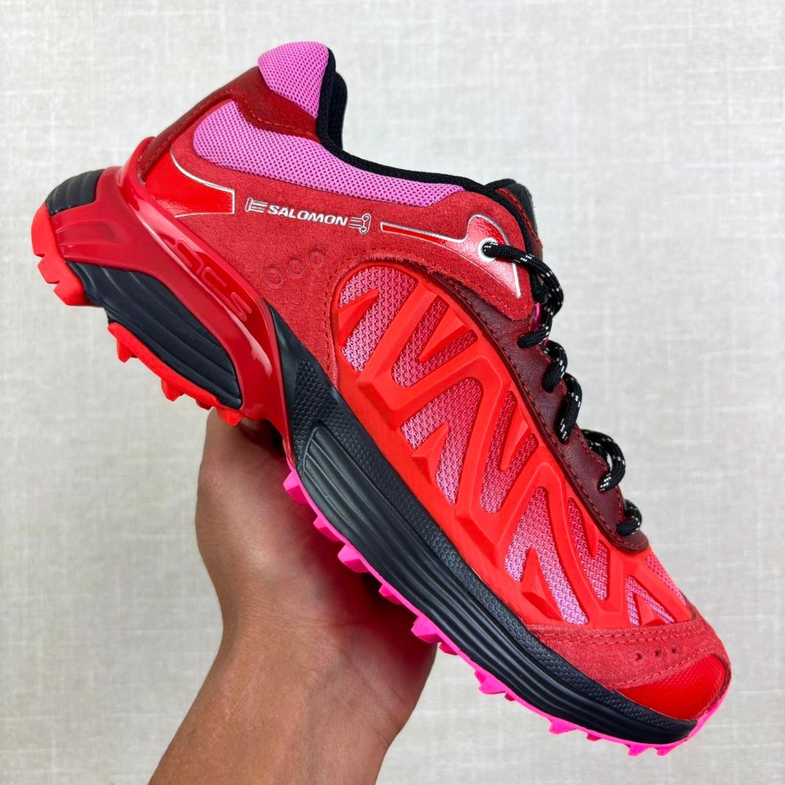 Salomon 🌺 2025 Aries x Salomon XT-Whisper “Fiery Red Fuschia” 6W Size US 6 / IT 36 - 1 Thumbnail