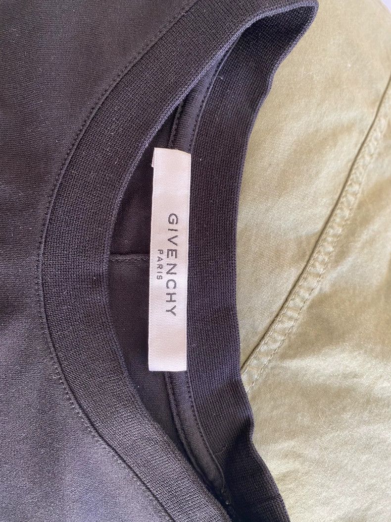 Givenchy Givenchy Ape pattern T-shirt, size S, classic style Size US S / EU 44-46 / 1 - 4 Thumbnail