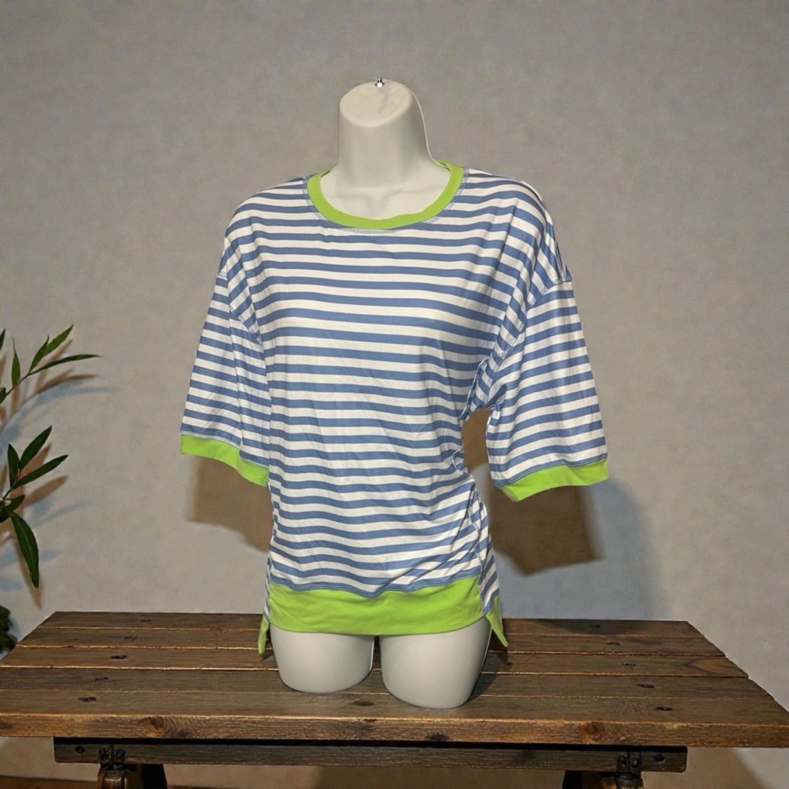 & Other Stories 4-Shirt Bundle – Women’s Long Sleeve & Striped Tops (Size S) Size S / US 4 / IT 40 - 2 Thumbnail
