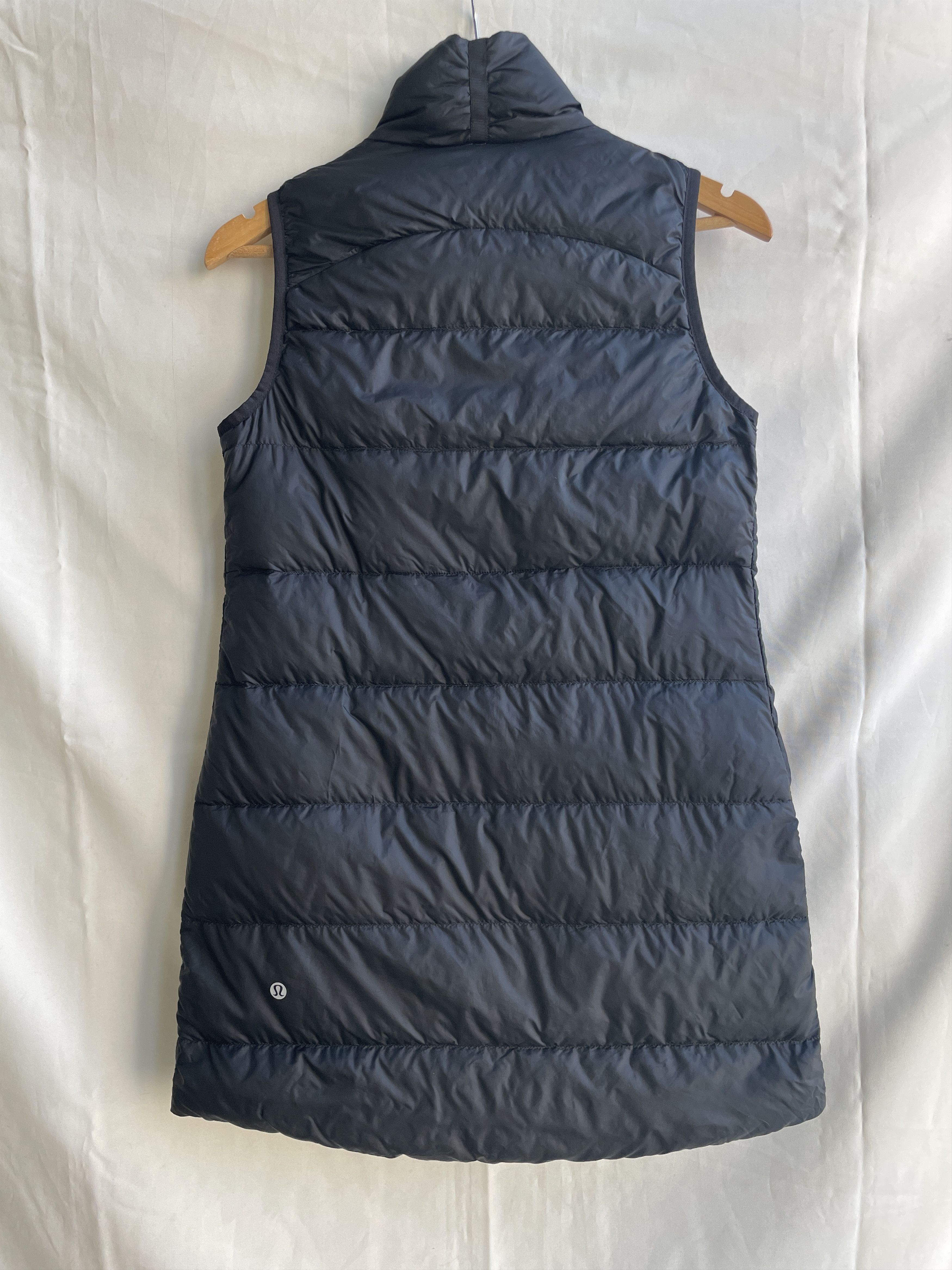 Lululemon Lululemon All Days Puffer Down Black Womens Vest Size M / US 6-8 / IT 42-44 - 2 Thumbnail