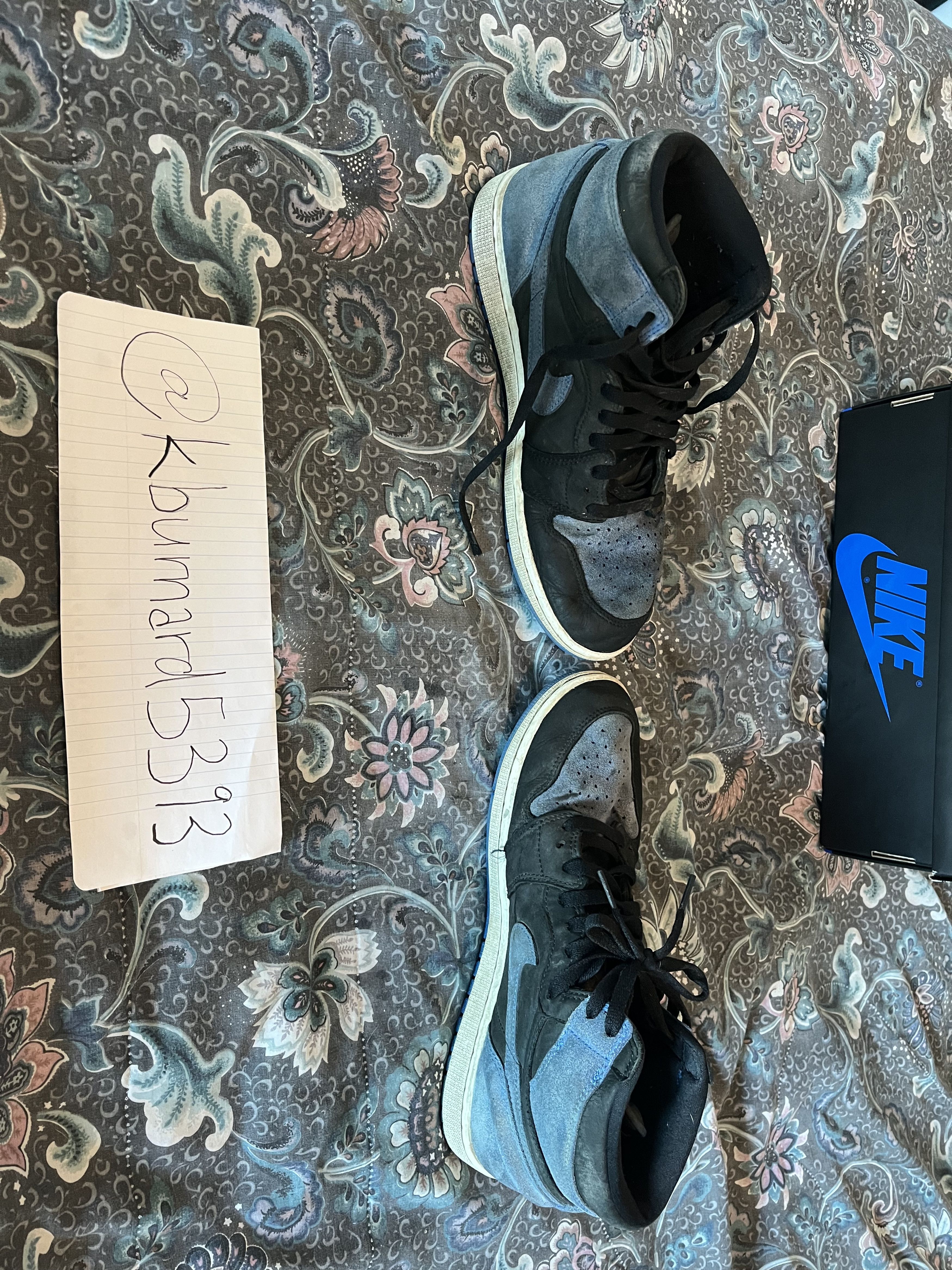 Jordan Brand Air Jordan 1 Retro High OG "Royal Reimagined" Size US 11 / EU 44 - 4 Thumbnail