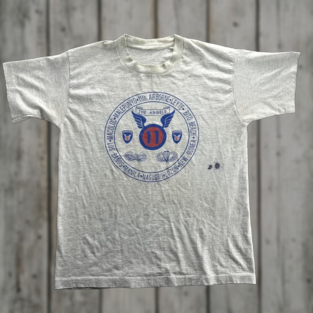 Vintage VINTAGE Screen Stars 11th Airborne Division T-Shirt Mens Medium Gray WWII Paratrooper 90s Military Graphic Size US M / EU 48-50 / 2 - 1 Thumbnail