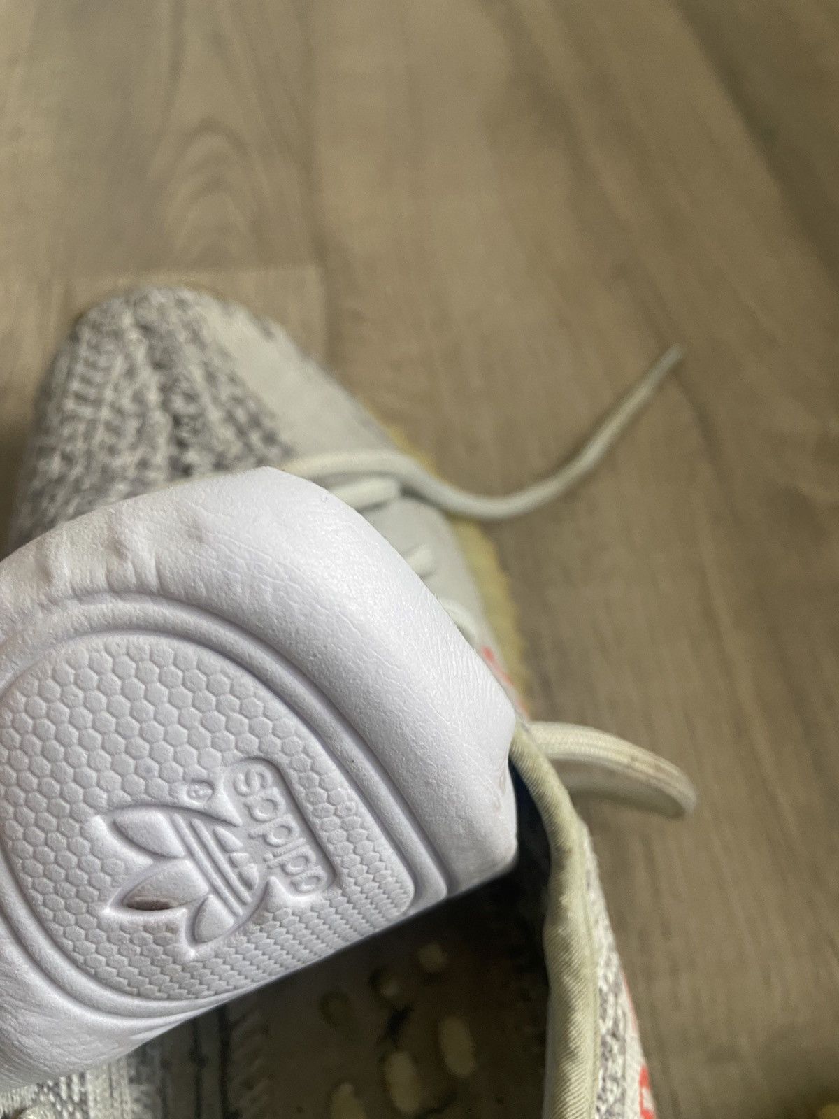Yeezy Adidas Yeezy Boost 350 V2 Low Blue Tint Size US 8 / EU 41 - 7 Thumbnail