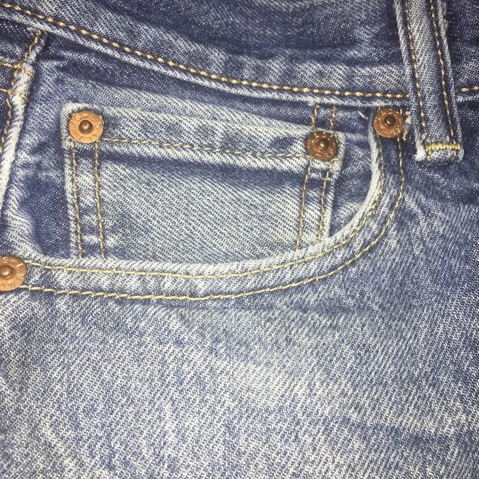 Levi's Levis 501 light wash Jeans, size 31 Size US 31 - 4 Thumbnail