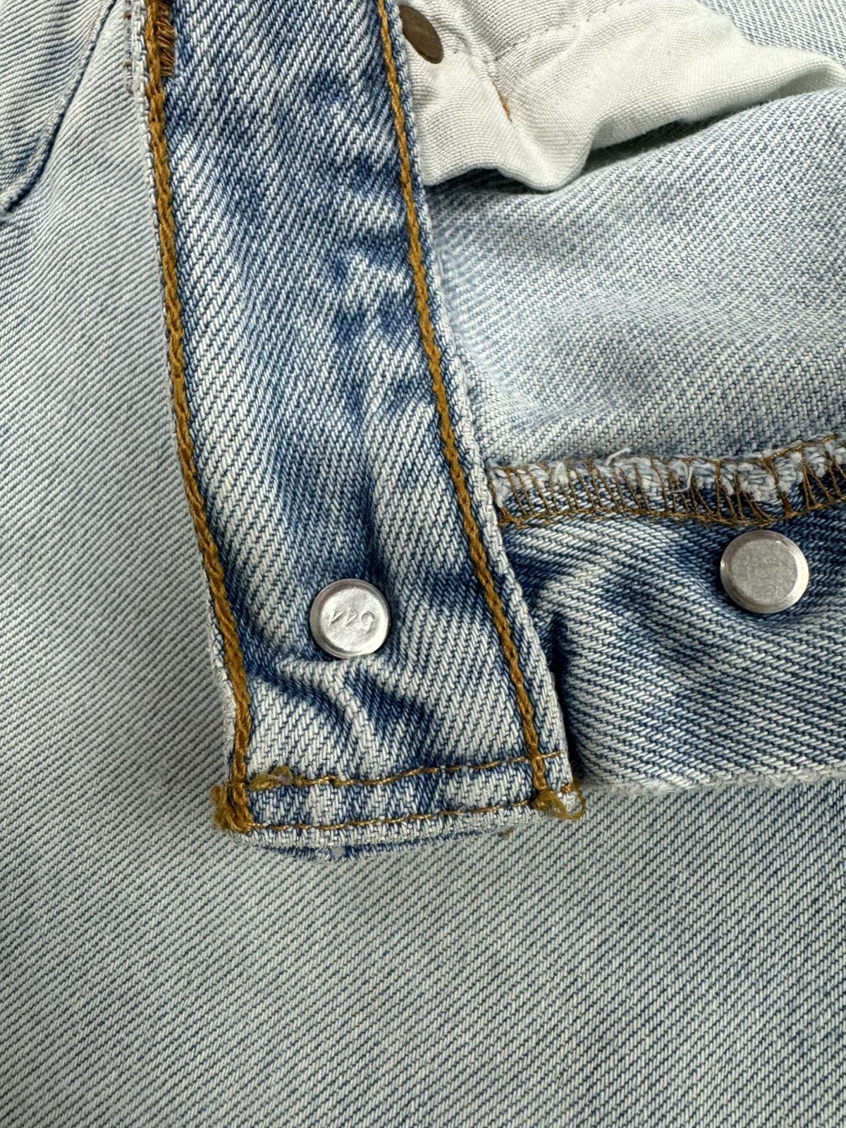 Levi's 1990's Vintage Levi's 501 USA Washed Distressed Blue Button Size US 32 / EU 48 - 16 Thumbnail