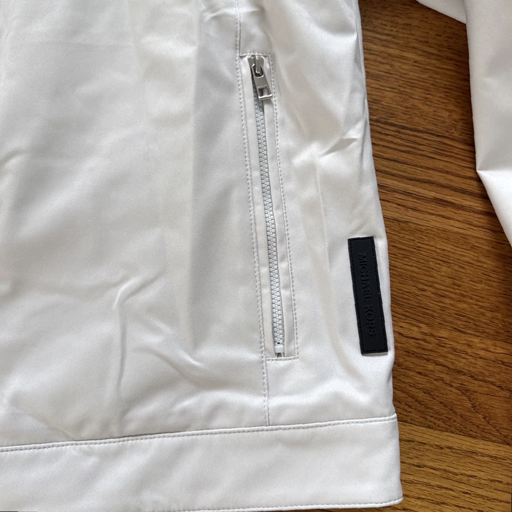 Michael Kors MICHAEL KORS Gray Pearl Windbreaker Rain Jacket Mens M C20 Jacket Size US M / EU 48-50 / 2 - 2 Thumbnail