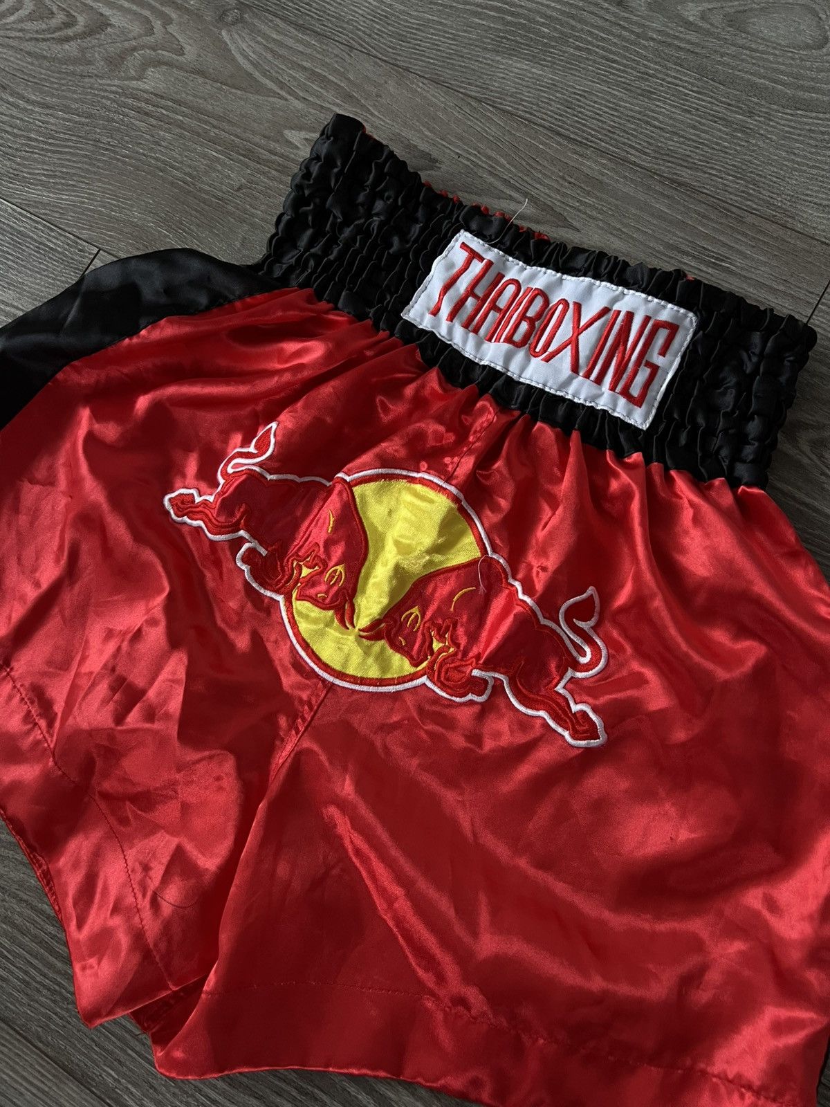 Other Red Bull Vintage Muay Thai Boxing Rare Shorts Size US 32 / EU 48 - 4 Thumbnail