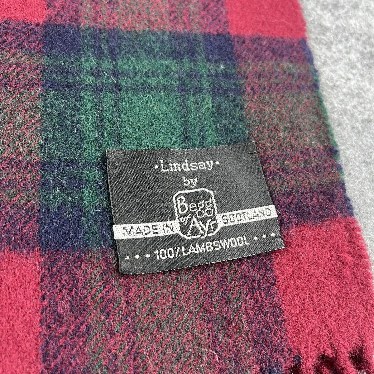 Begg & Co. Scarf / Muffler / Neckwear T1065