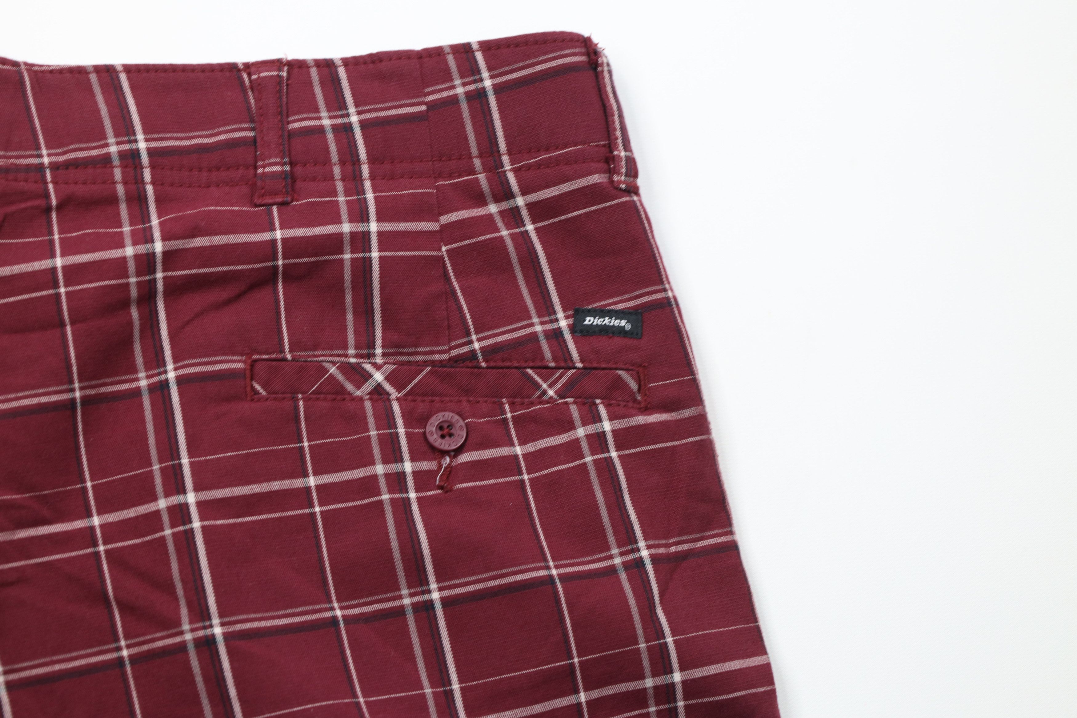 Dickies Vintage Y2K Dickies Flannel Knit Chino Shorts Red Plaid Size US 42 / EU 58 - 9 Thumbnail