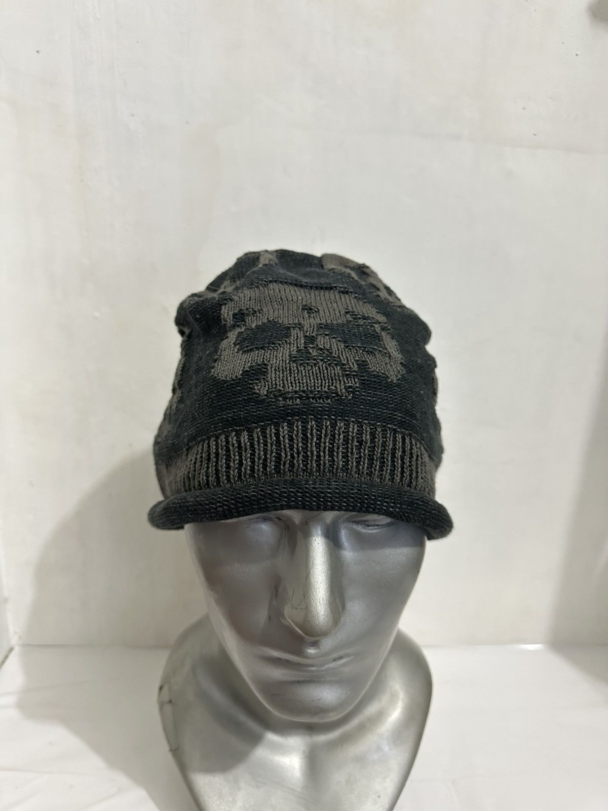 Other Unknown Japanese Skull Knitted Beanie Punk Bondage Hats Size ONE SIZE - 1 Thumbnail