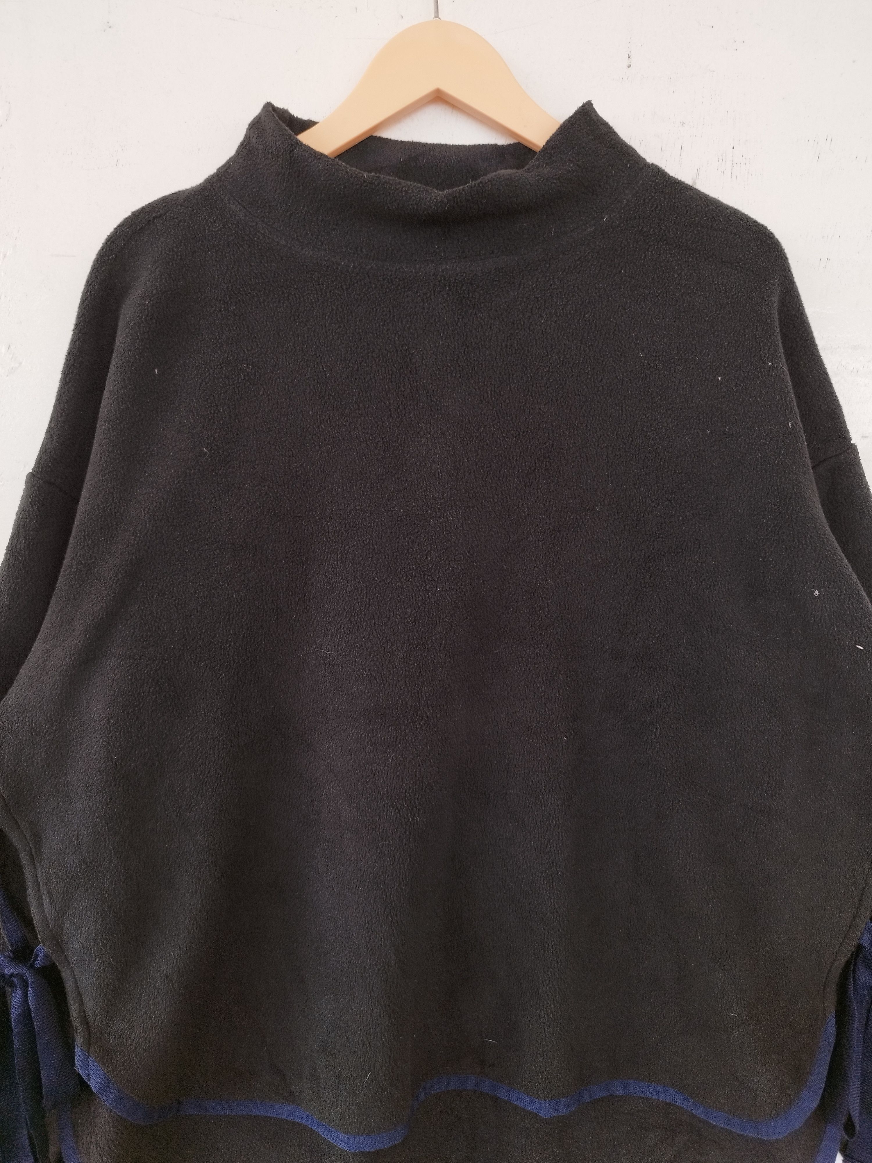 Uniqlo × White Mountaineering Uniqlo X White Mountaineering sweatshirt Size US L / EU 52-54 / 3 - 2 Thumbnail