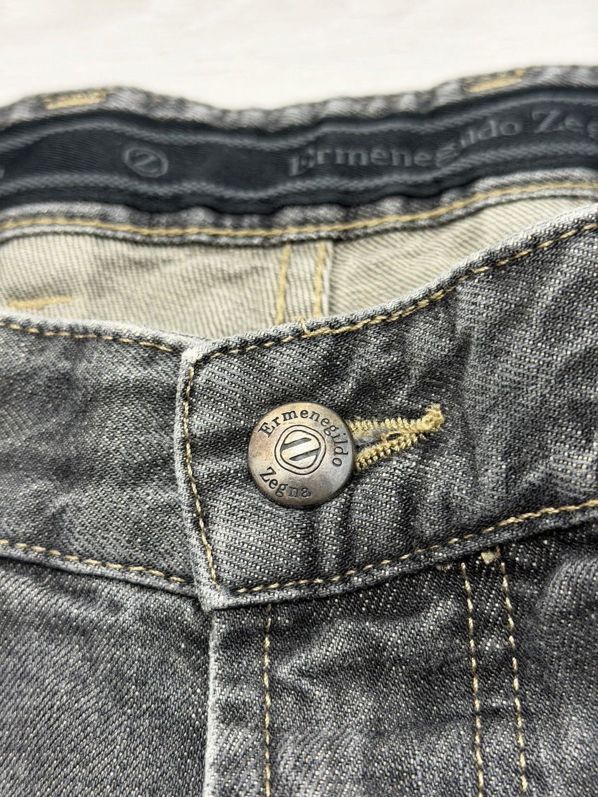 Ermenegildo Zegna Ermenegildo Zegna Straight Leg Jeans Size 36 Made in Italy Size US 36 / EU 52 - 8 Thumbnail