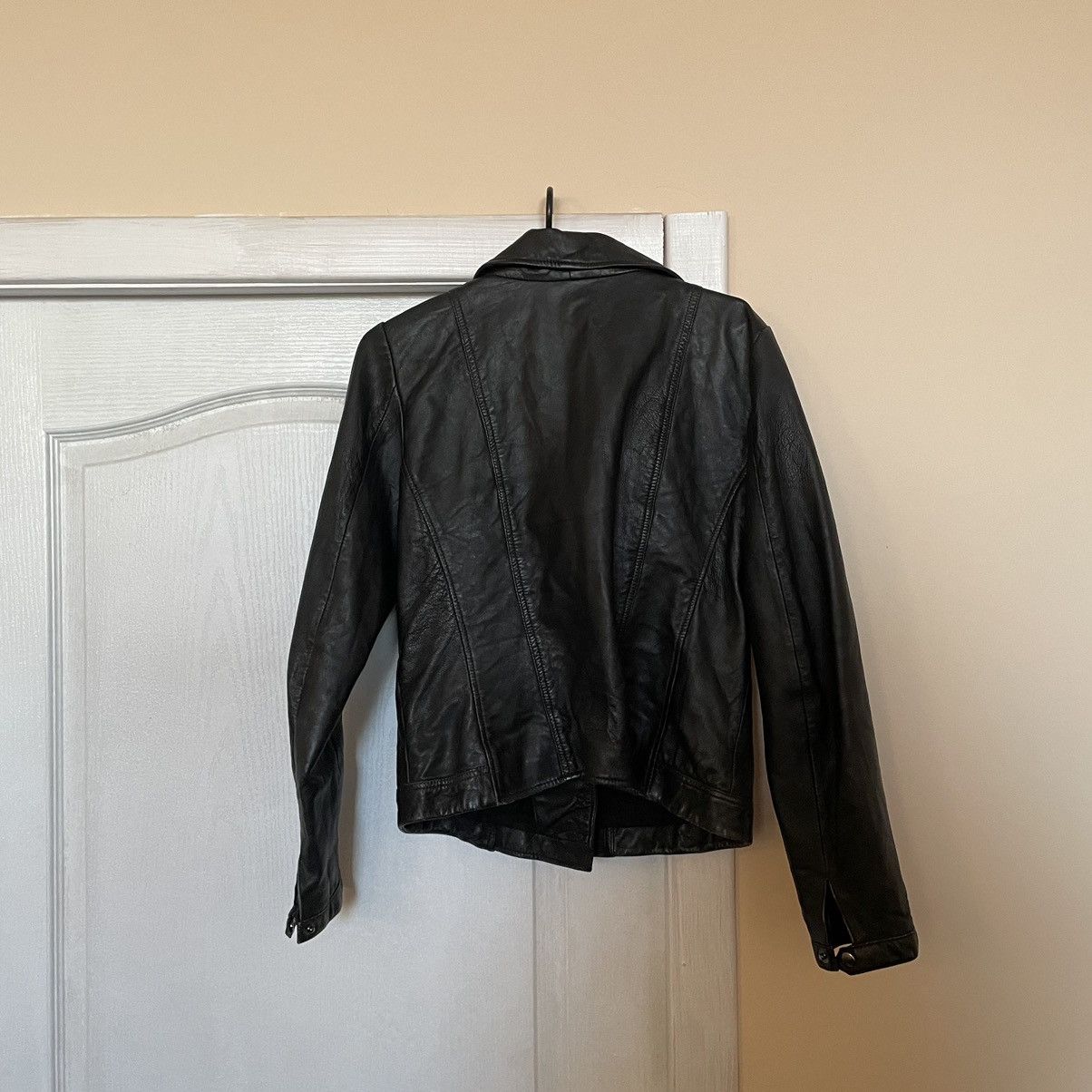 Vintage Vintage Crafted Cropped naf Leather Jacket Women’s Size 40 Size S / US 4 / IT 40 - 8 Thumbnail