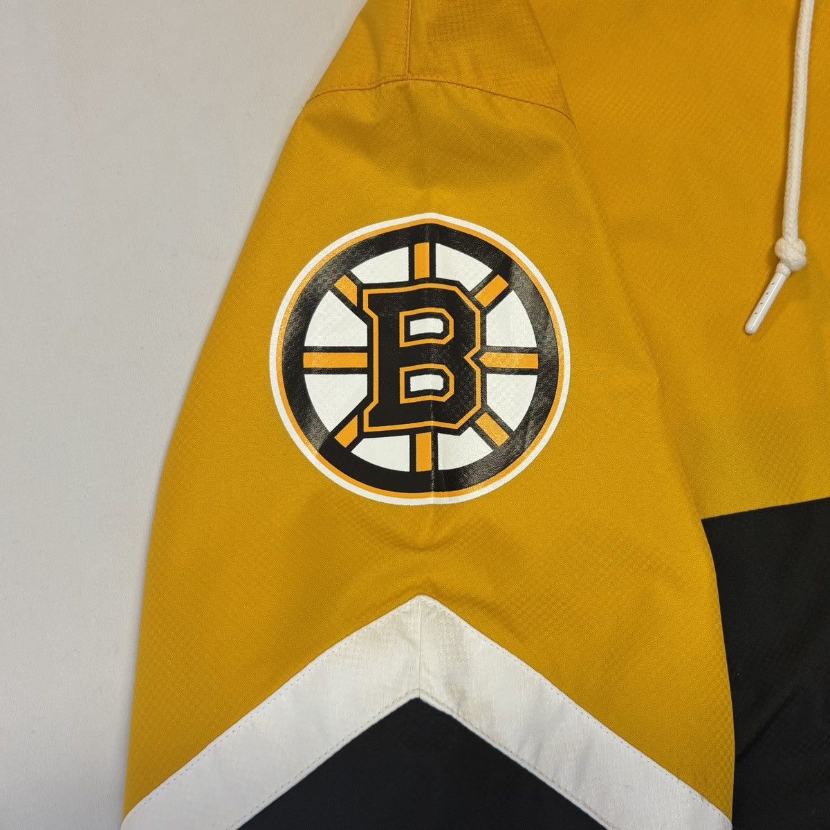 Mitchell & Ness Mitchell & Ness Boston Bruins Anorak Windbreaker Jacket S Size US S / EU 44-46 / 1 - 3 Thumbnail