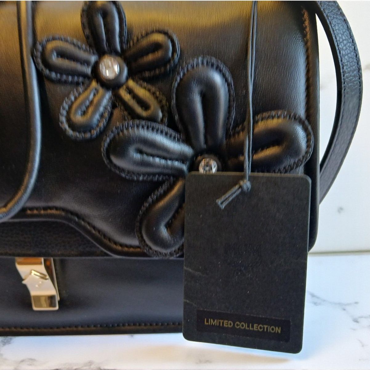 MCM NWT MCM Limited Collection Medium Leather Shoulder/Crossbody Size ONE SIZE - 10 Thumbnail