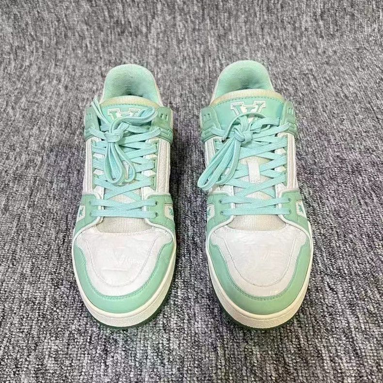 Louis Vuitton Louis Vuitton Louis Vuitton Tiffany Green Trainer Sneakers Size US 7 / EU 40 - 2 Thumbnail