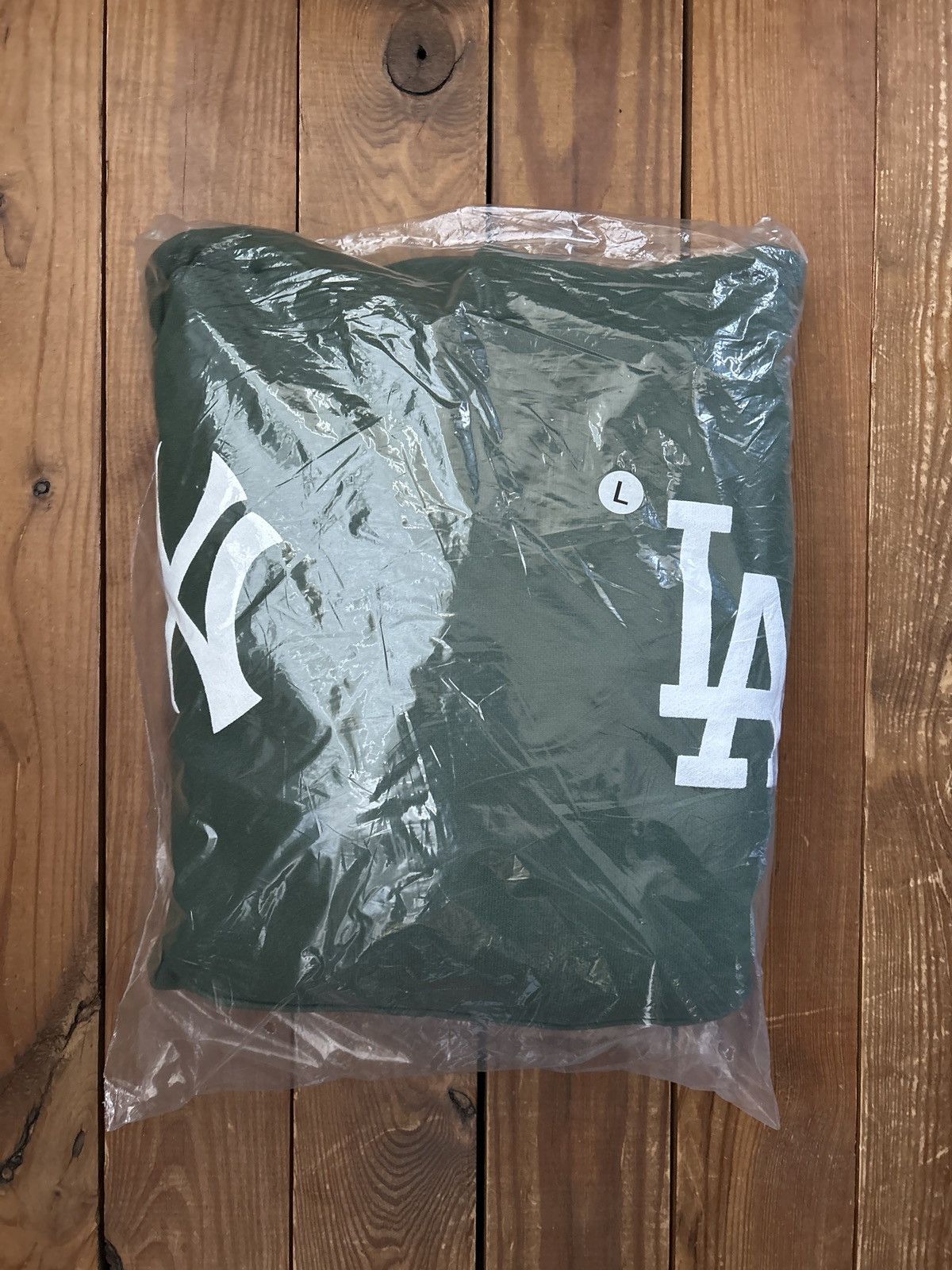 Holiday Brand Holiday NY Yankees LA Dodgers Forest Green Hoodie Size US L / EU 52-54 / 3 - 1 Thumbnail