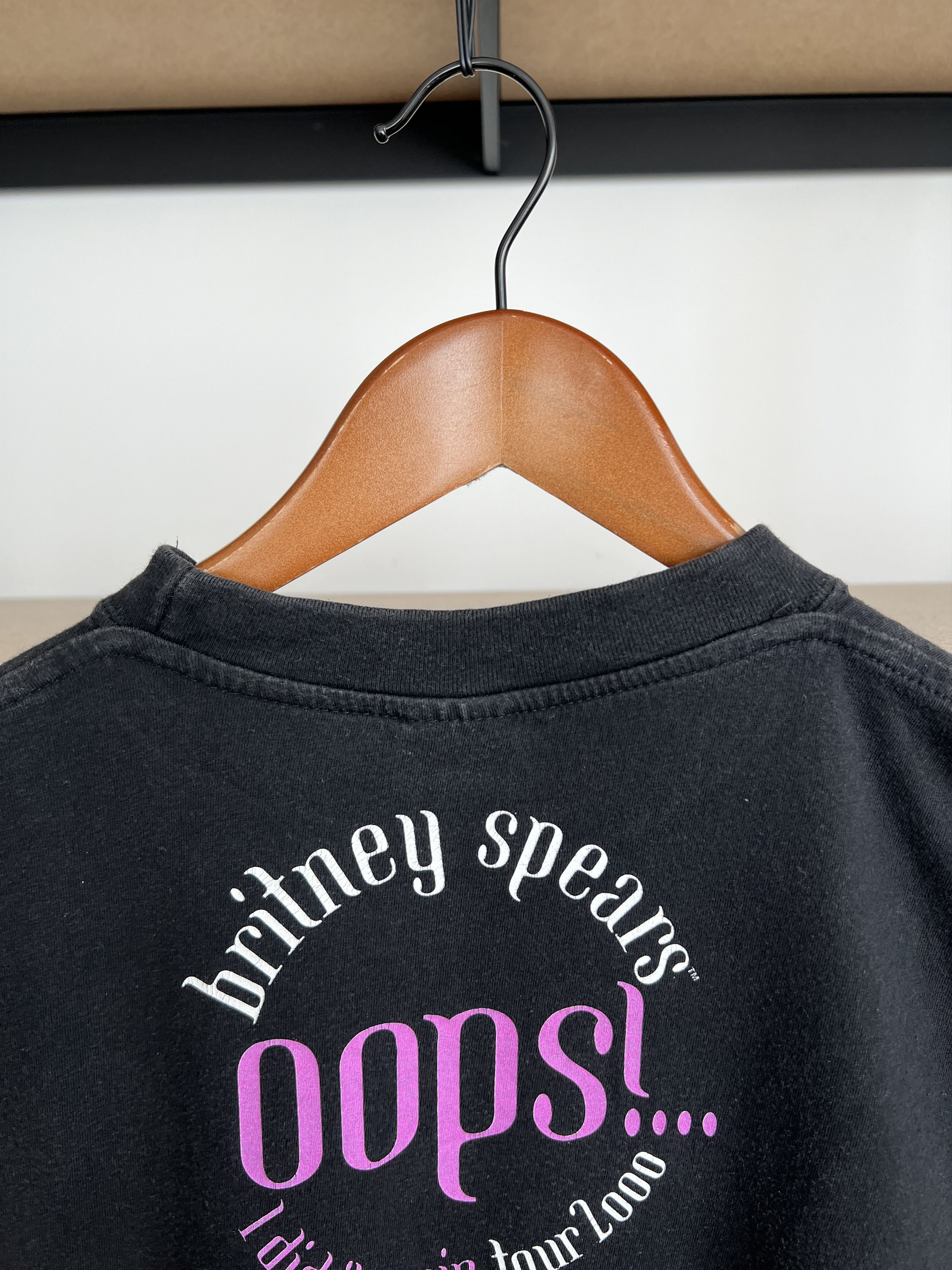 Band Tees Vintage 2000 Britney Spears Oops I Did It Again T-shirt Size US L / EU 52-54 / 3 - 16 Thumbnail