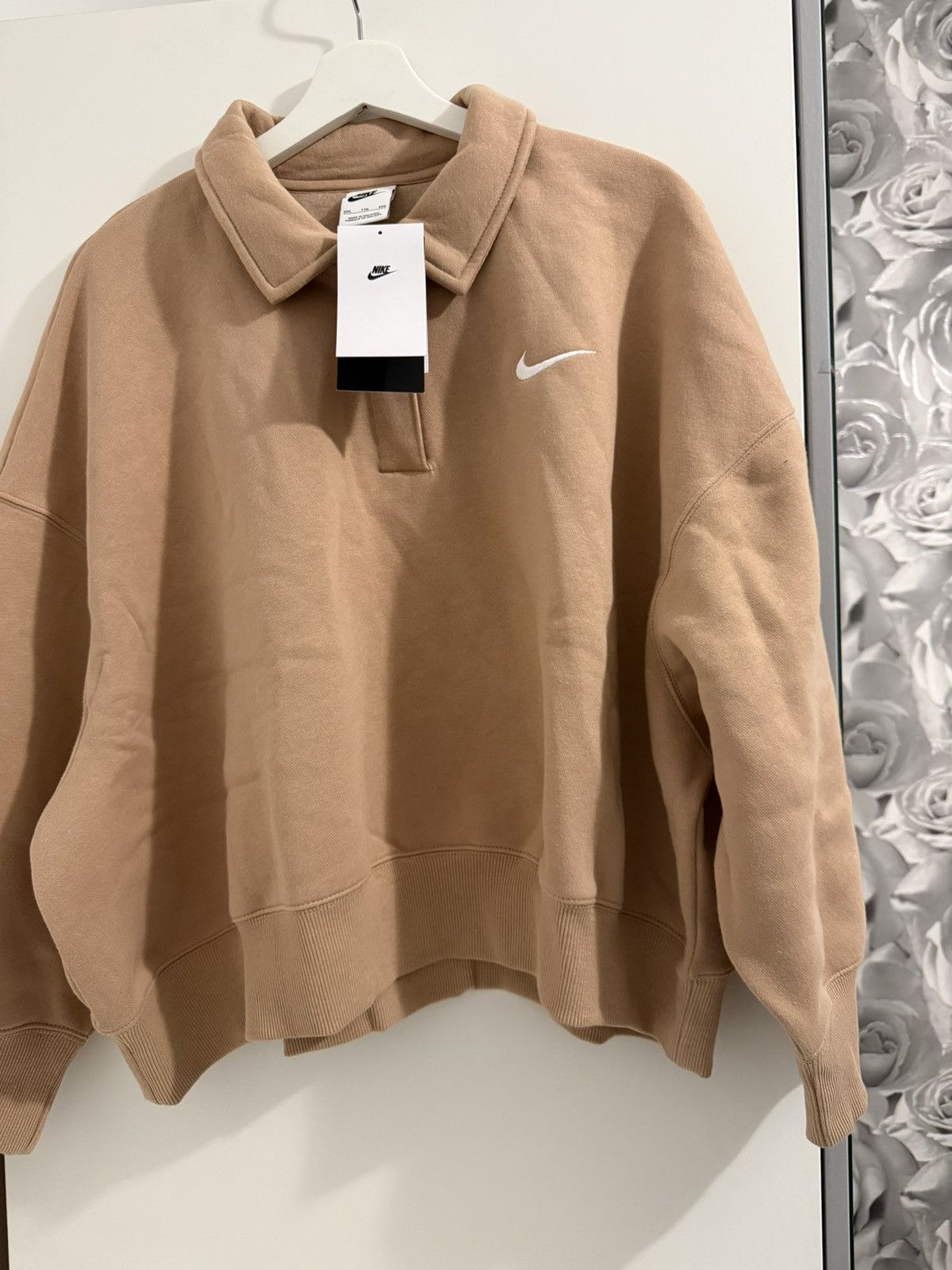 Nike Brand New Nike Swoosh Cropped Polo Sweatshirt Size XXL Size XXL / US 16-18 / IT 52-54 - 2 Thumbnail
