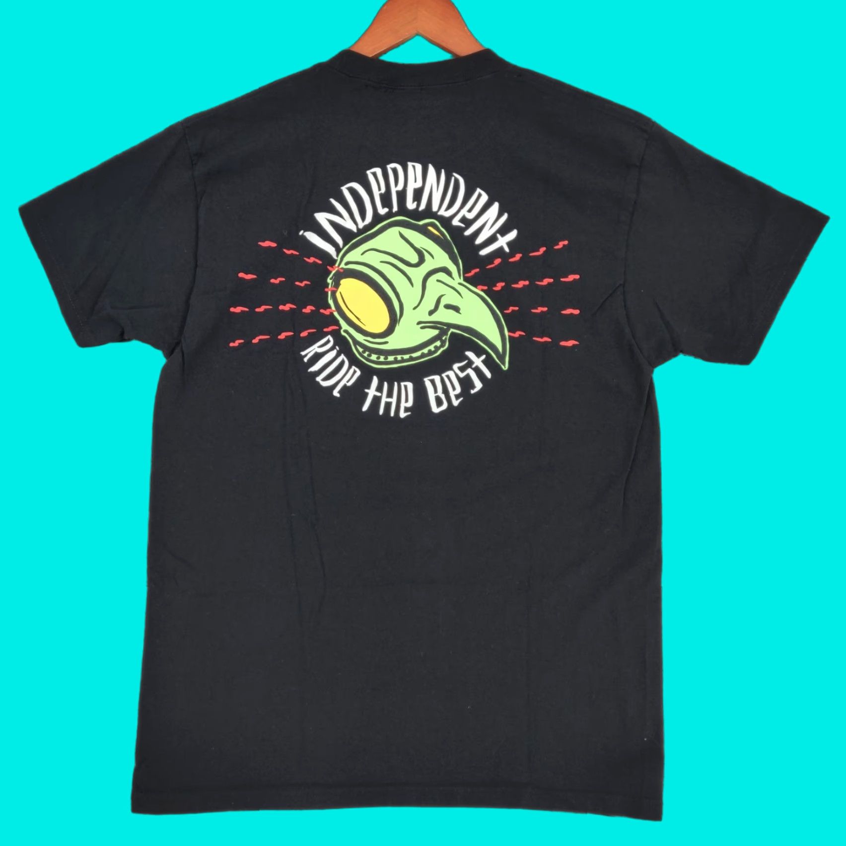 Vintage VINTAGE Independent Trucks Shirt Mens Medium Tony Hawk Short Sleeve Y2k 90s Logo Black Cotton Knit Crew Neck Size US M / EU 48-50 / 2 - 1 Thumbnail