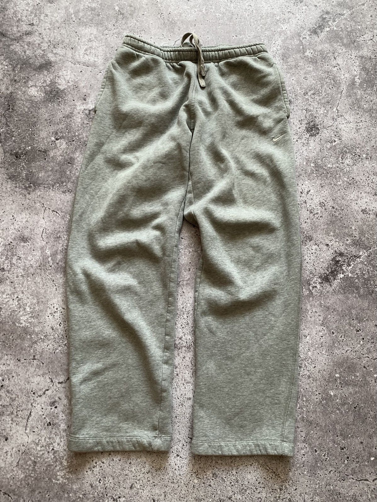 Nike 🔥VINTAGE NIKE BAGGY SWEATPANTS Size US 30 / EU 46 - 4 Thumbnail
