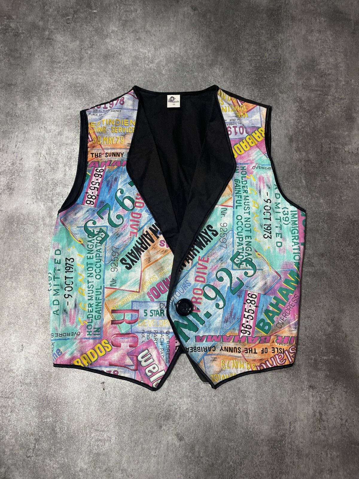 Japanese Brand 🔥RARE🔥Vintage Y2K Avant Garde Vest AOP Rare Size US M / EU 48-50 / 2 - 1 Thumbnail
