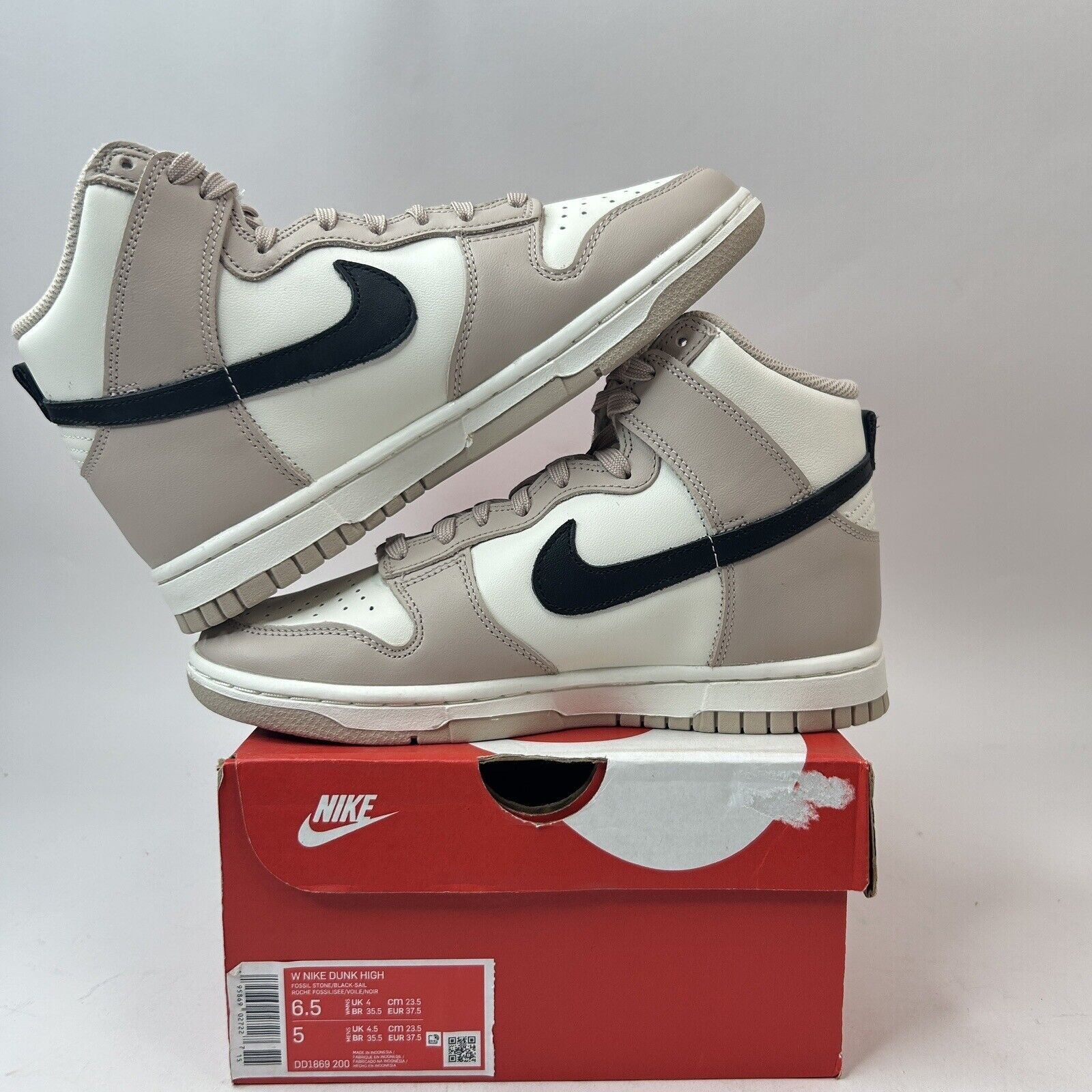 Nike Nike Dunk High WMNS “Fossil Stone Black Sail Tan” 2023 Size US 6.5 / IT 36.5 - 3 Thumbnail