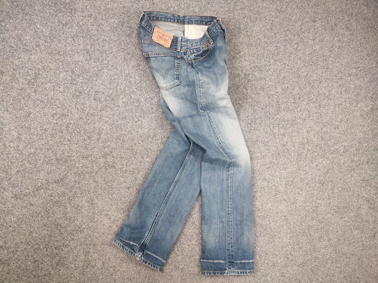 Levi's Vintage 90's Levi's 501 Perfect Faded Denim Jeans USA Style Size US 31 - 12 Thumbnail