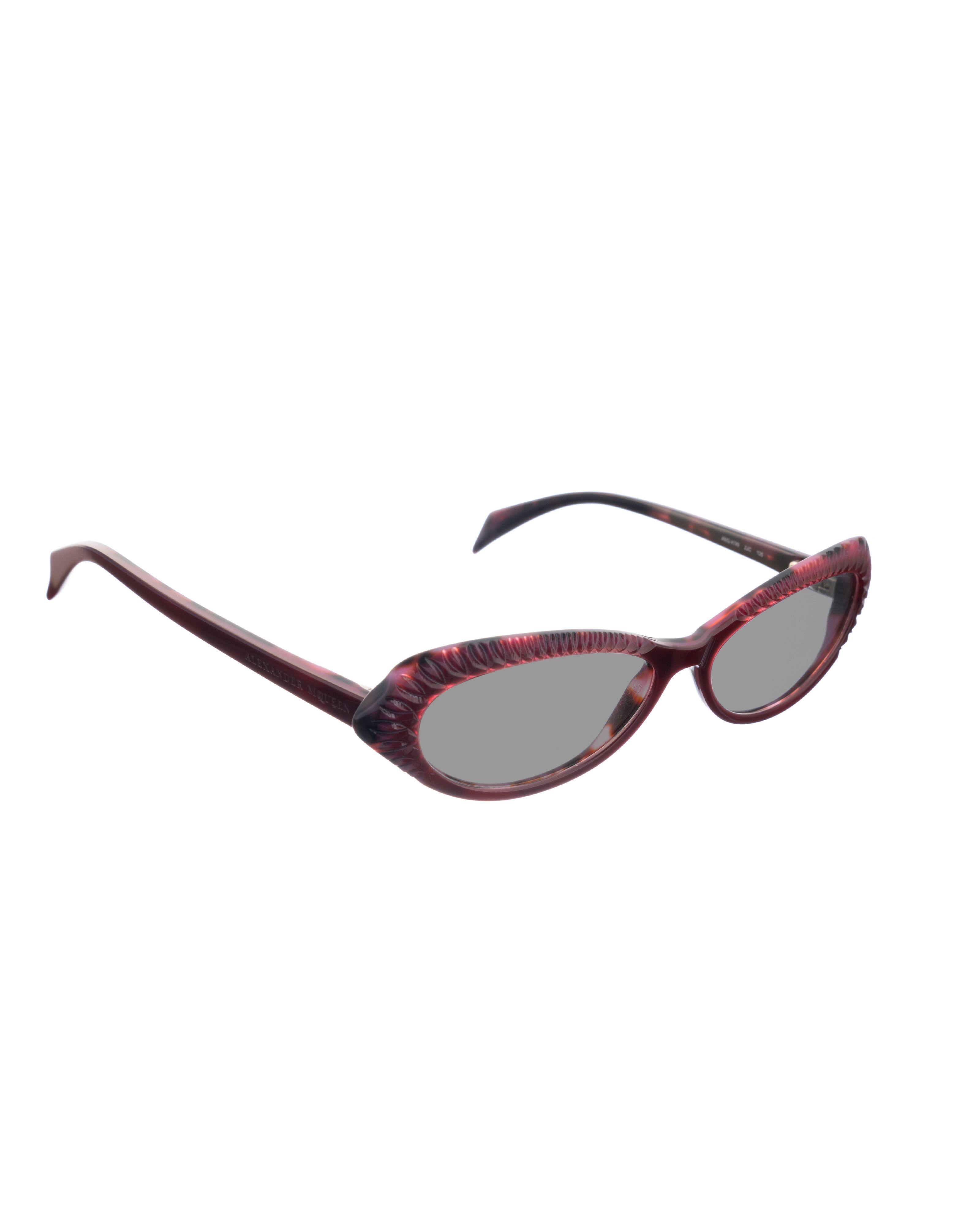 Alexander McQueen Alexander McQueen '90s Violet 3D Cat-Eye Sunglasses Size ONE SIZE - 3 Thumbnail