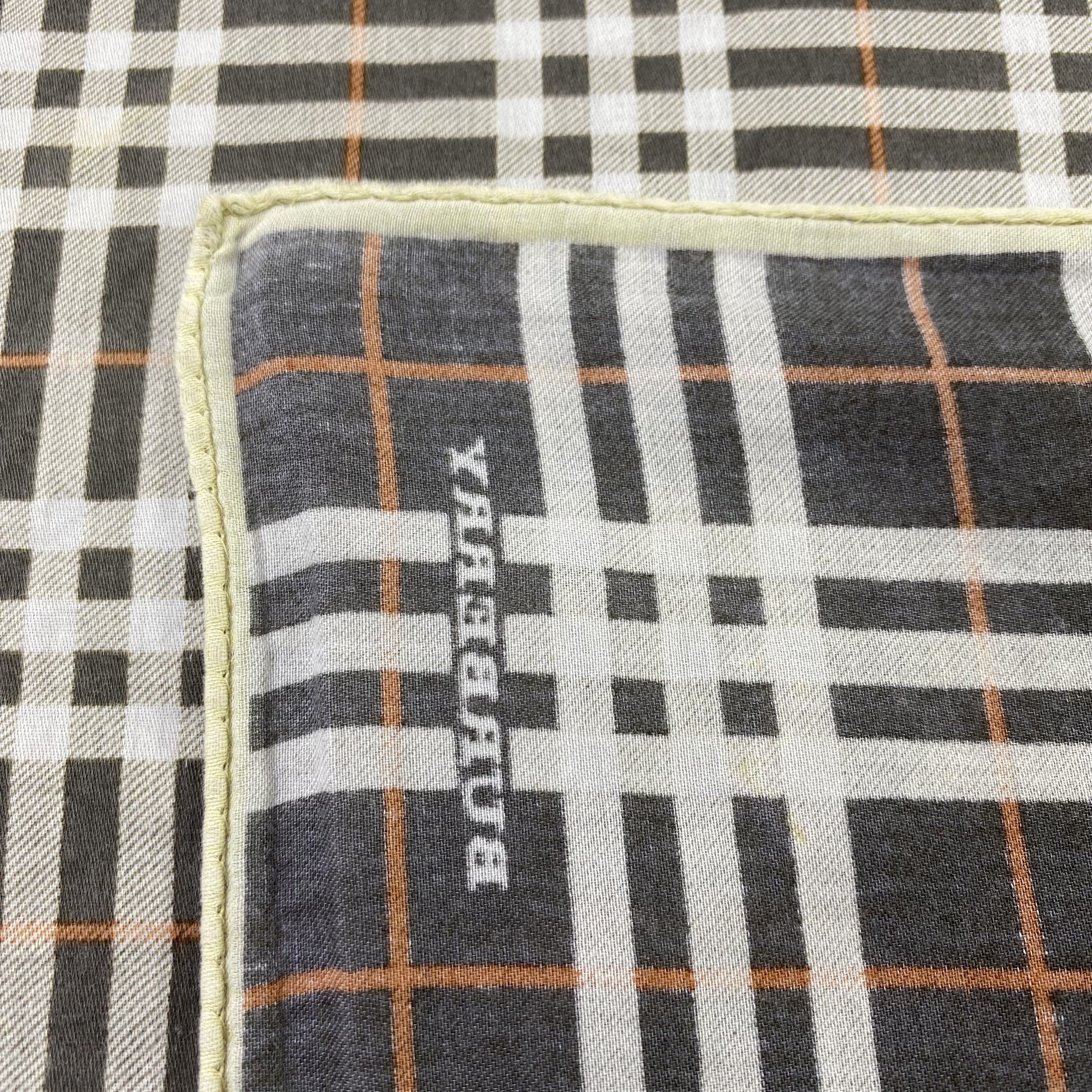 Burberry Burberry Handkerchief Neckerchief Bandana-B1559 Size ONE SIZE - 6 Thumbnail