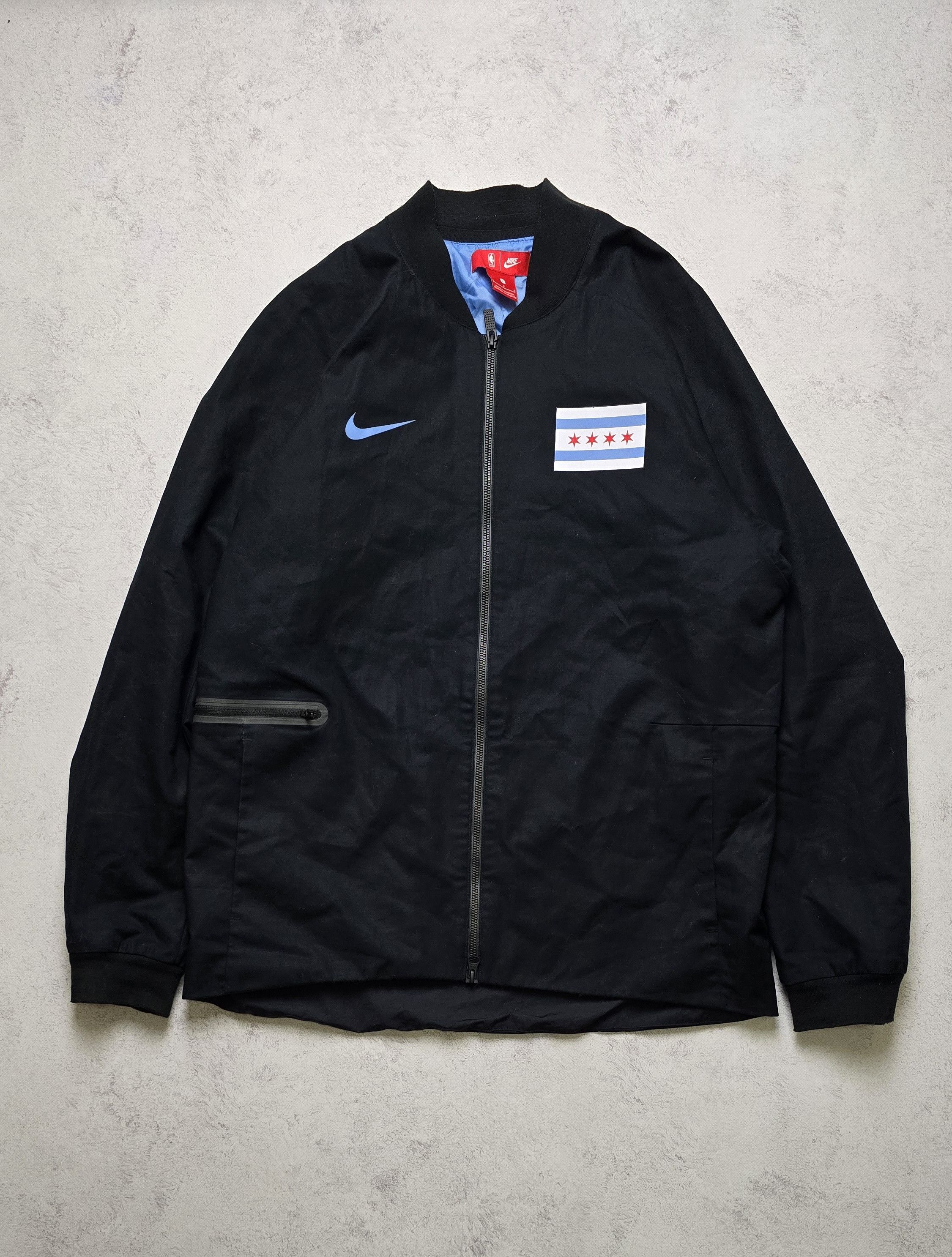 Nike Nike Chicago Bulls City Edition Jacket 899133-010 Size US L / EU 52-54 / 3 - 1 Thumbnail
