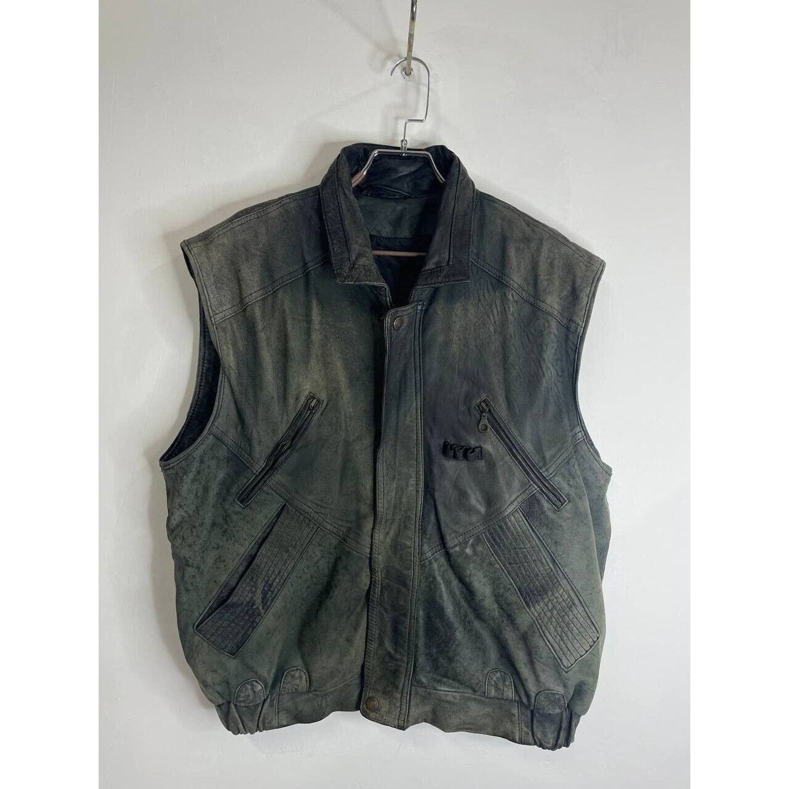 Vintage Vintage Black Leather Utility Biker Vest Rugged & Functional Size US XL / EU 56 / 4 - 1 Thumbnail