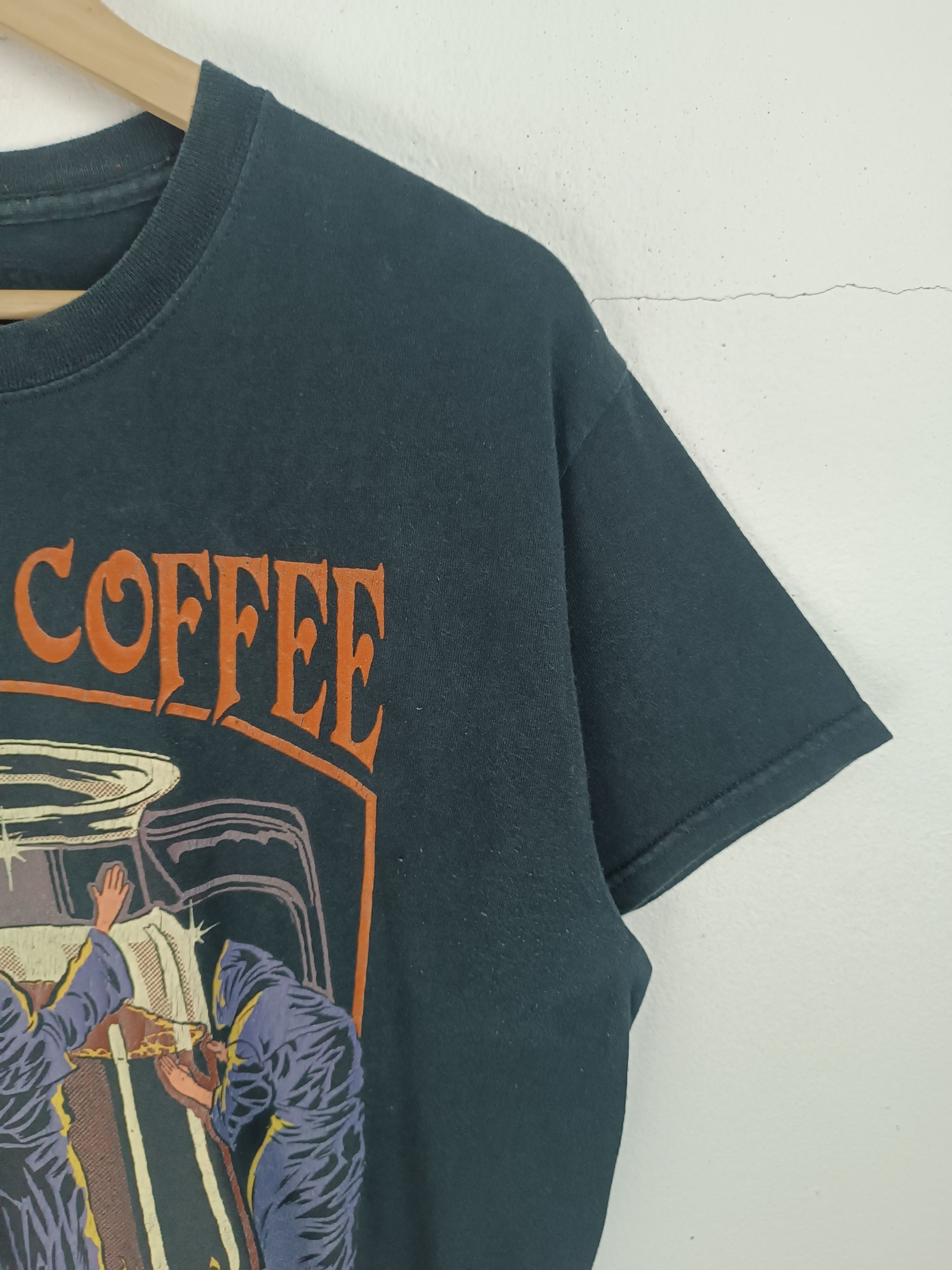 Vintage VINTAGE WORSHIP COFFEE STEVEN RHODES TEE funny humor dark Size US M / EU 48-50 / 2 - 6 Thumbnail