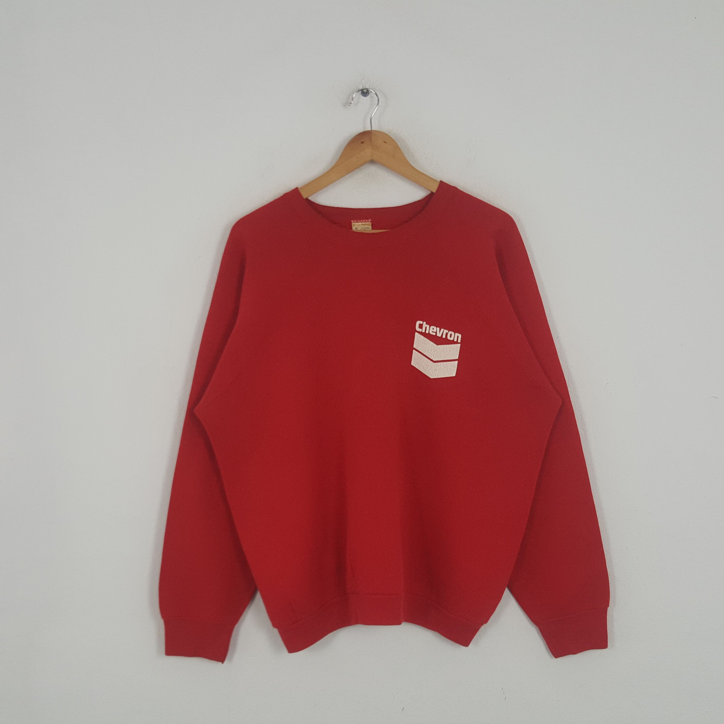 Petrol Industries × Vintage Vintage 90's Chevron American Company Brand Sweatshirt Size US XL / EU 56 / 4 - 1 Thumbnail