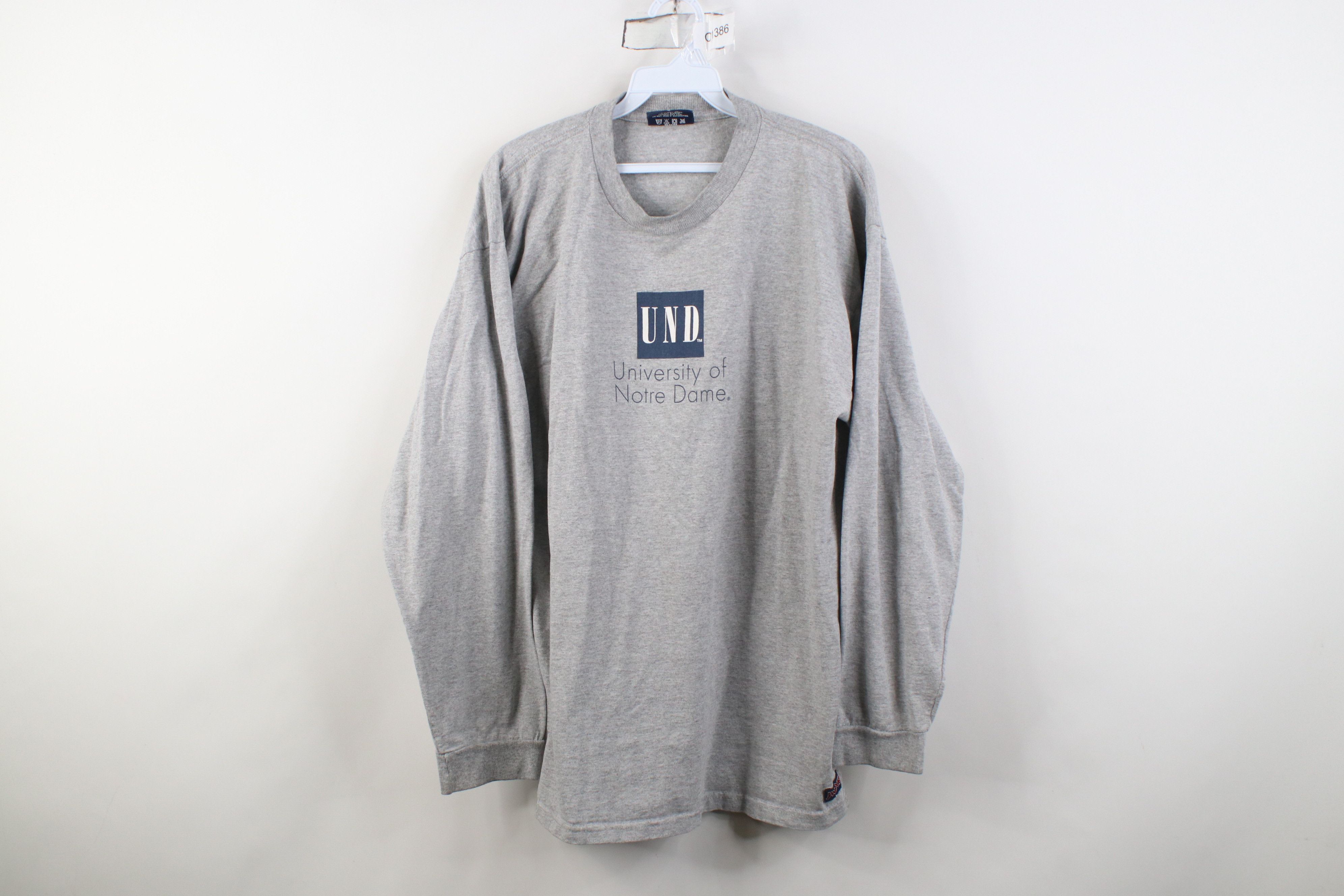 Vintage Vintage 90s University of Notre Dame Long Sleeve T-Shirt USA Size US L / EU 52-54 / 3 - 1 Thumbnail