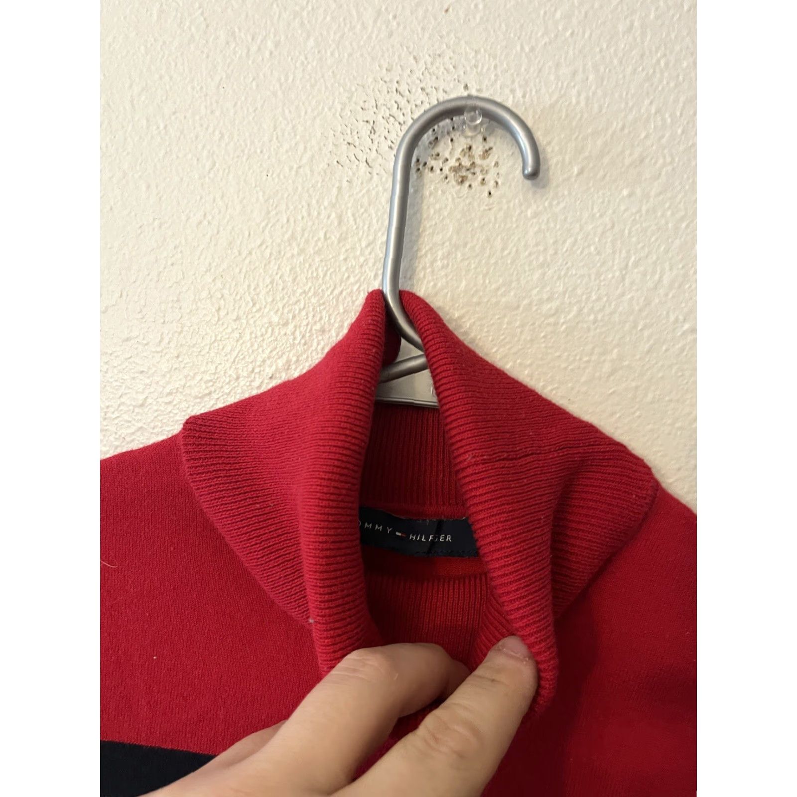 Tommy Hilfiger Tommy Hilfiger Turtleneck Sweater Flag Logo Colorblock Women’s S Red Classic Size S / US 4 / IT 40 - 3 Thumbnail