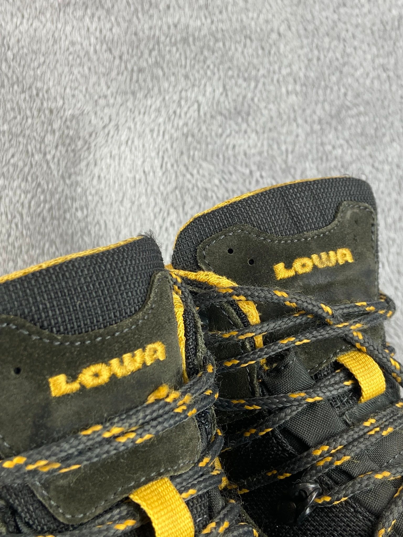 LOWA Lowa trekking boots khaki outdoor hiking goretex premium Size US 5 / EU 37 - 7 Thumbnail