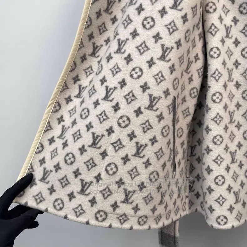 Louis Vuitton Louis Vuitton SS26 Light Off-White Full-Print Checkerboard Size XS / US 0-2 / IT 36-38 - 9 Thumbnail
