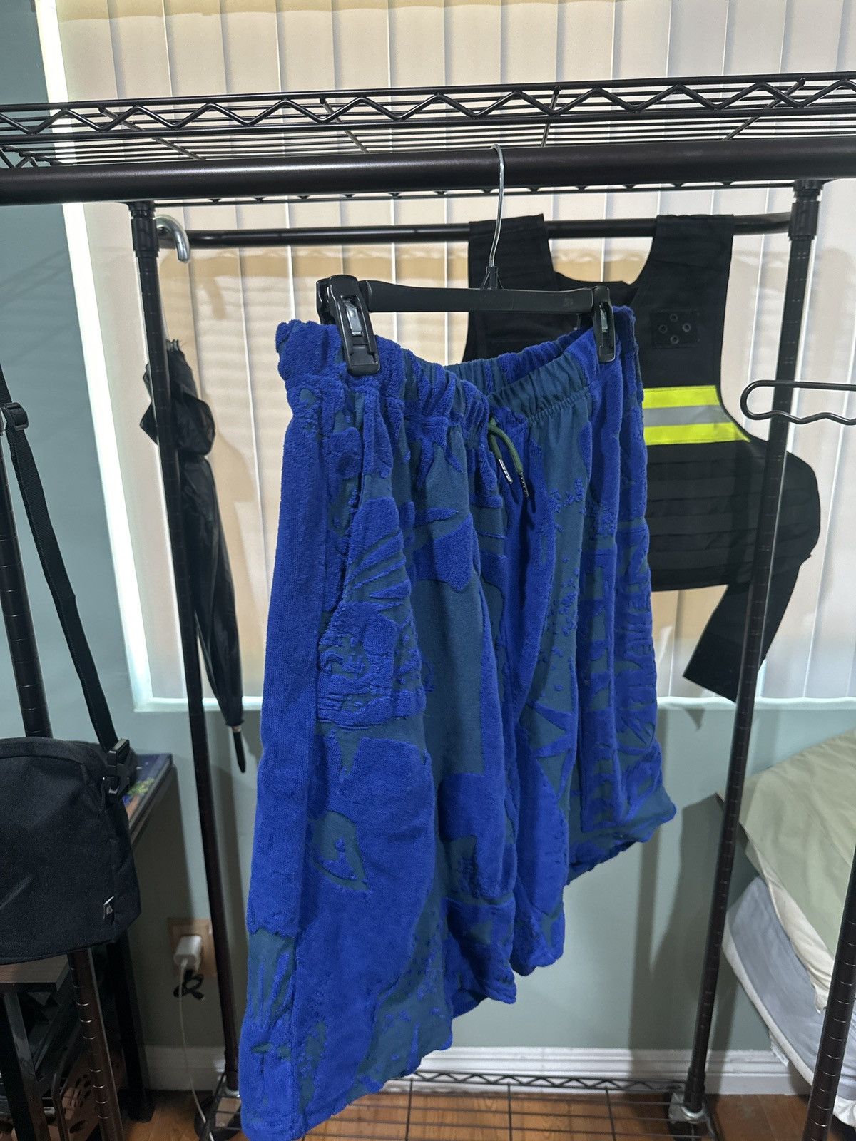 Jungles Jungles jungles green/blue shorts Size US 34 / EU 50 - 3 Thumbnail