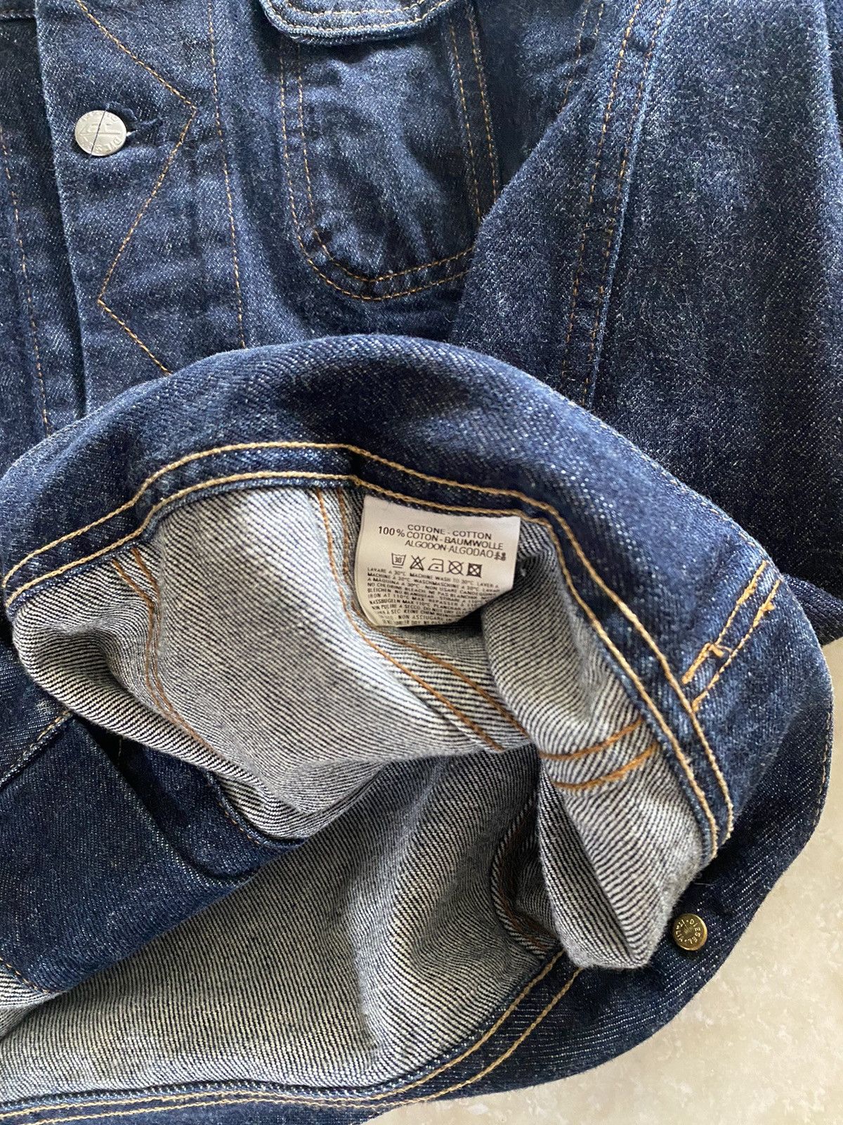 Diesel Vintage Diesel Raw Denim Croped Jeans Jacket Y2K Japanese Size US L / EU 52-54 / 3 - 7 Thumbnail