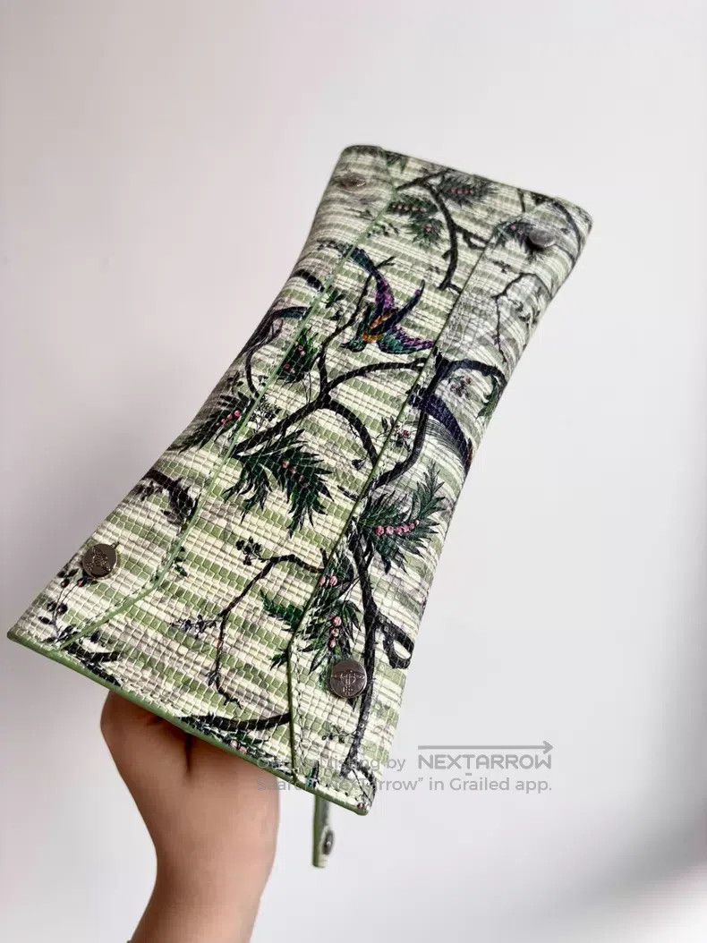 Vivienne Westwood Vivienne Westwood size os Green Robin Striped Saturn Slim W Size ONE SIZE - 5 Thumbnail