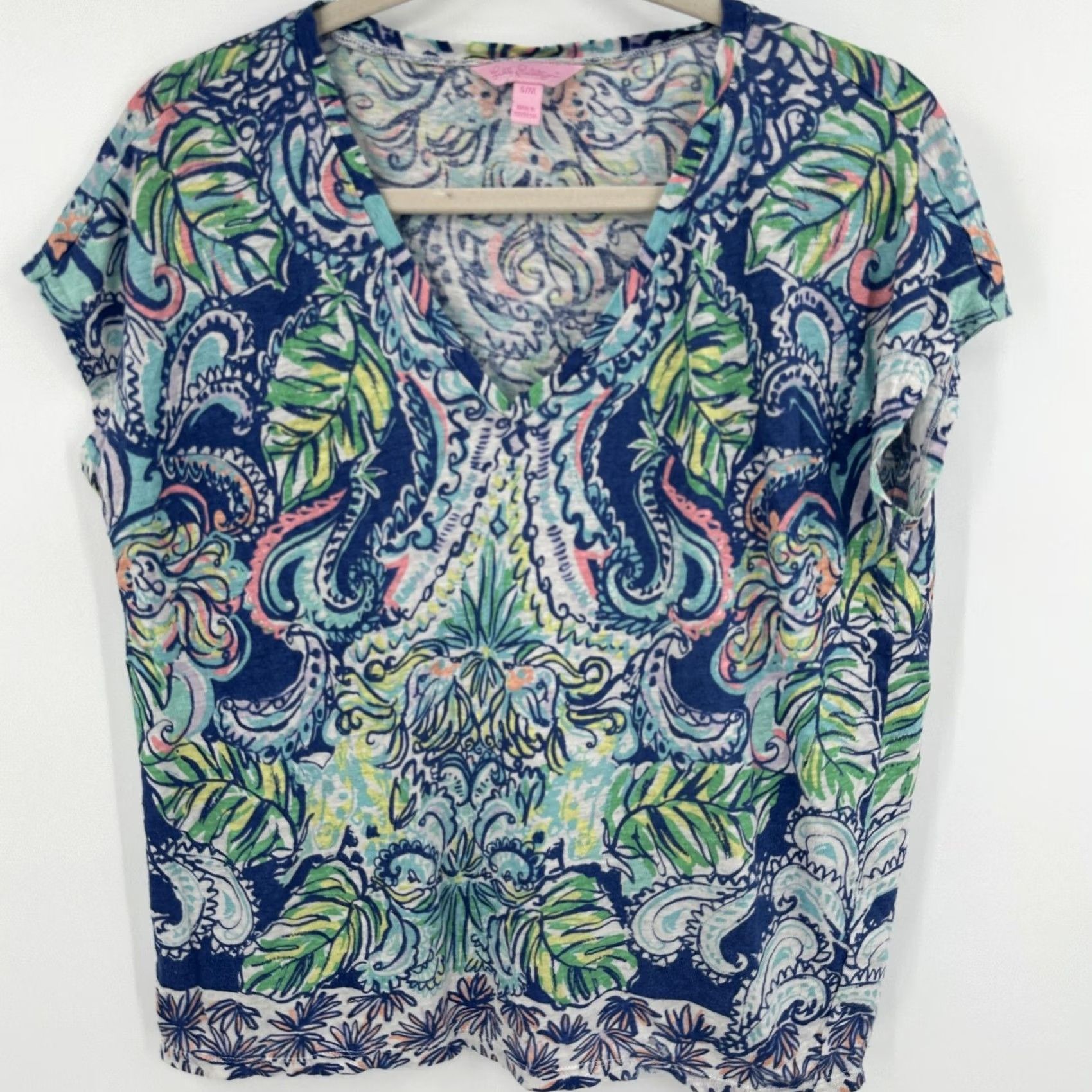 Lilly Pulitzer Lilly Pulitzer Shirt Womens S/M Linen Top Blue Green Leaf Paisley V-Neck Short Sleeve Multicolor Beach Tropical 23659 Mens? Size S / US 4 / IT 40 - 2 Thumbnail