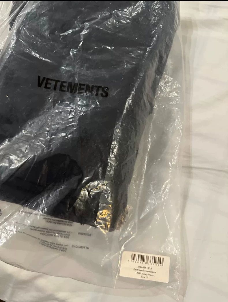 Vetements Vetements size s Ripped Sports Pants 2506-Nextarrow Size US 28 / EU 44 - 7 Thumbnail