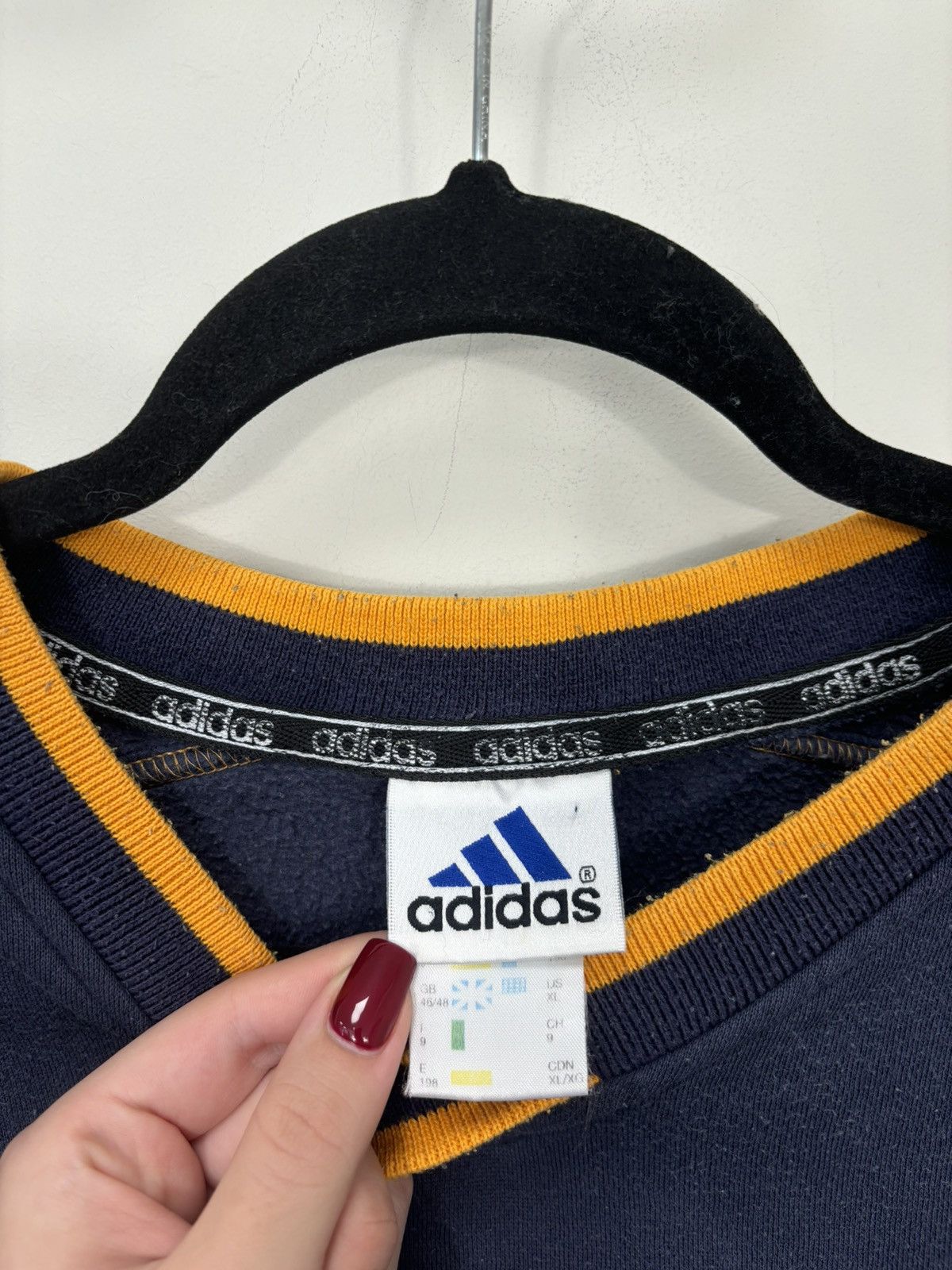 Adidas Vintage 90s Adidas Y2K Logo Retro Hype Sweatshirt Size US XL / EU 56 / 4 - 8 Thumbnail