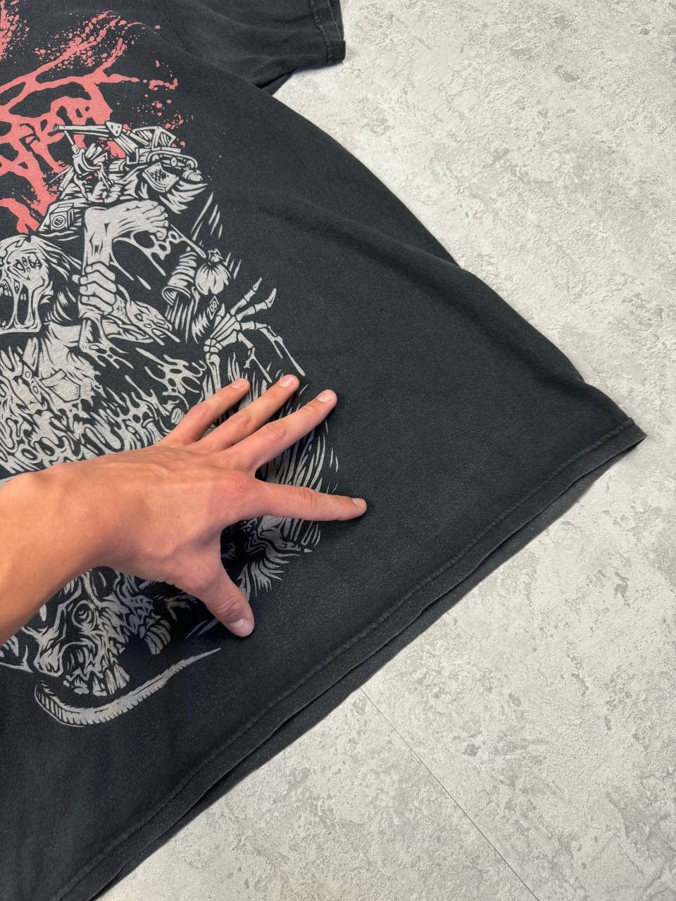 Band Tees Cattle Decapitation Alone At The Landfill T-shirt Vintage Size US M / EU 48-50 / 2 - 11 Thumbnail