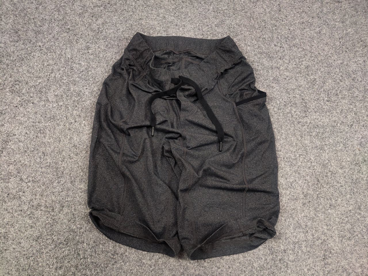 Lululemon lululemon Gray elastic sports Pocket Shorts Size US 30 / EU 46 - 2 Thumbnail